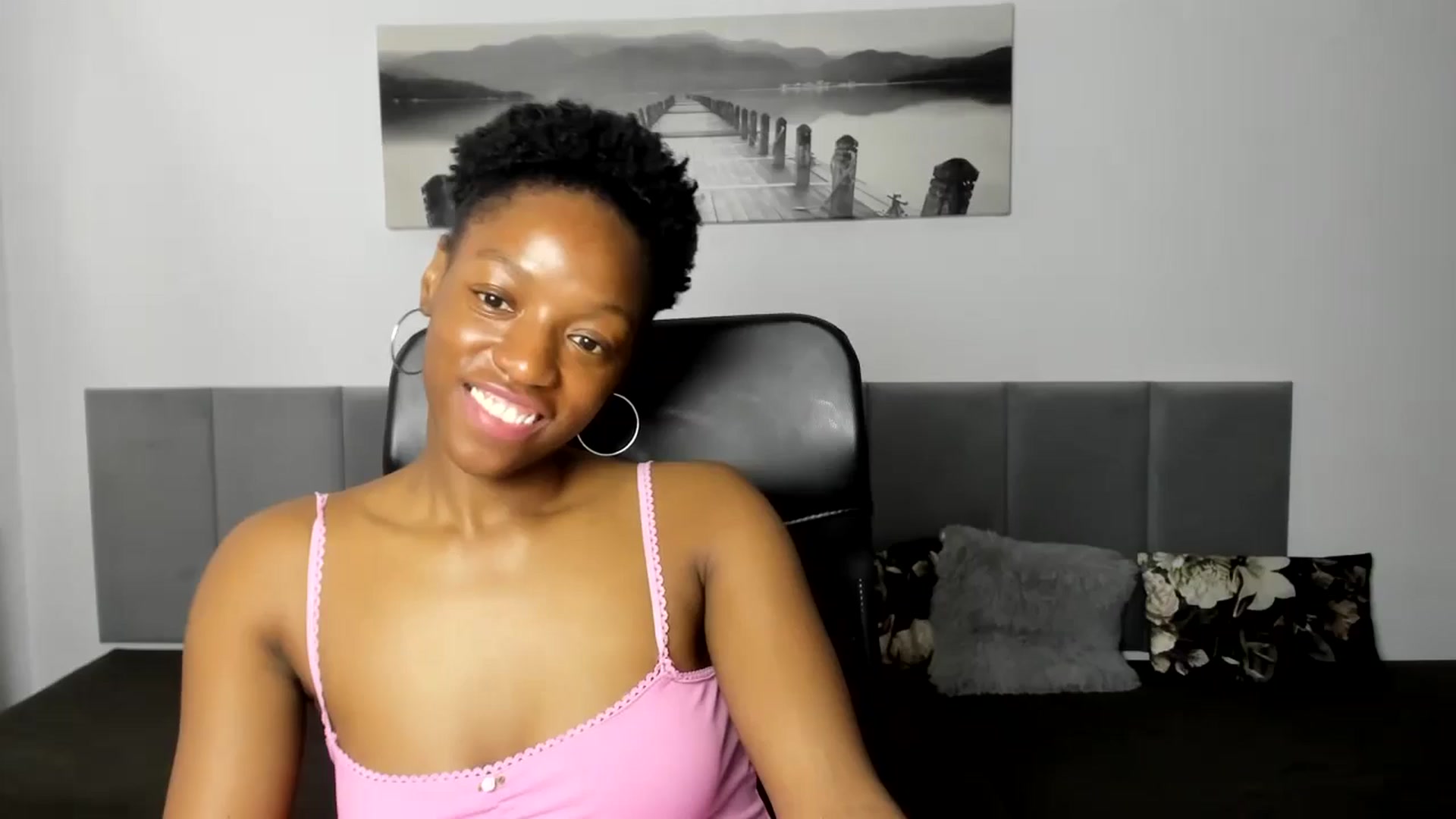 Gallery image thumbnail from Activia's myfreecams stream on, 05/10/2024, 15:38 image 15 of 20