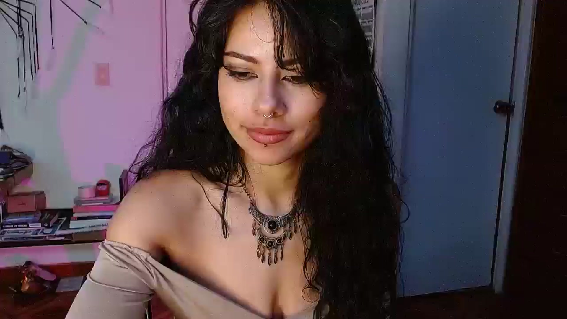 Gallery image thumbnail from Ada_room's myfreecams stream on, 02/15/2025, 10:33 image 18 of 20