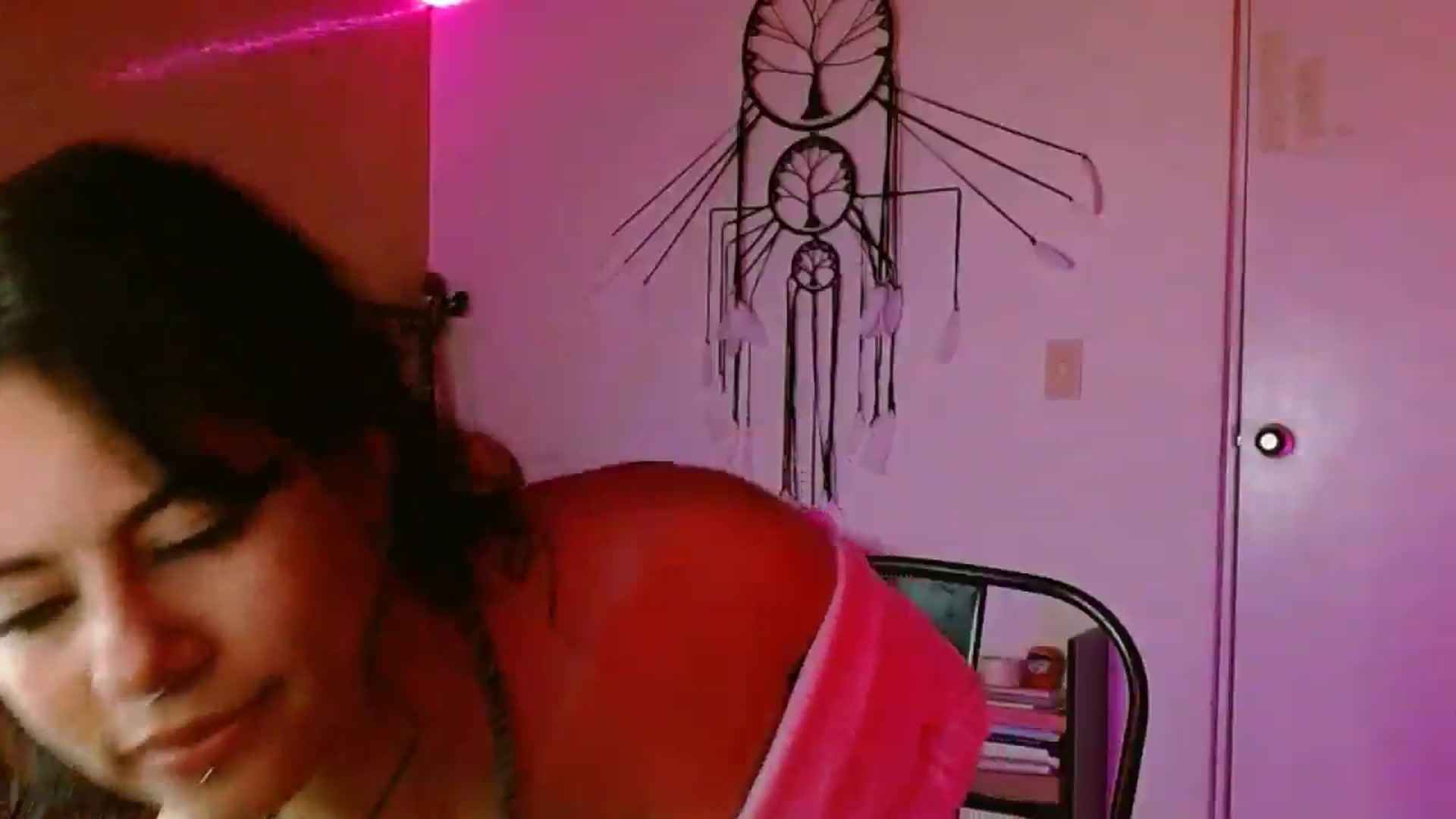 Gallery image thumbnail from Ada_room's myfreecams stream on, 02/19/2025, 11:34 image 6 of 20