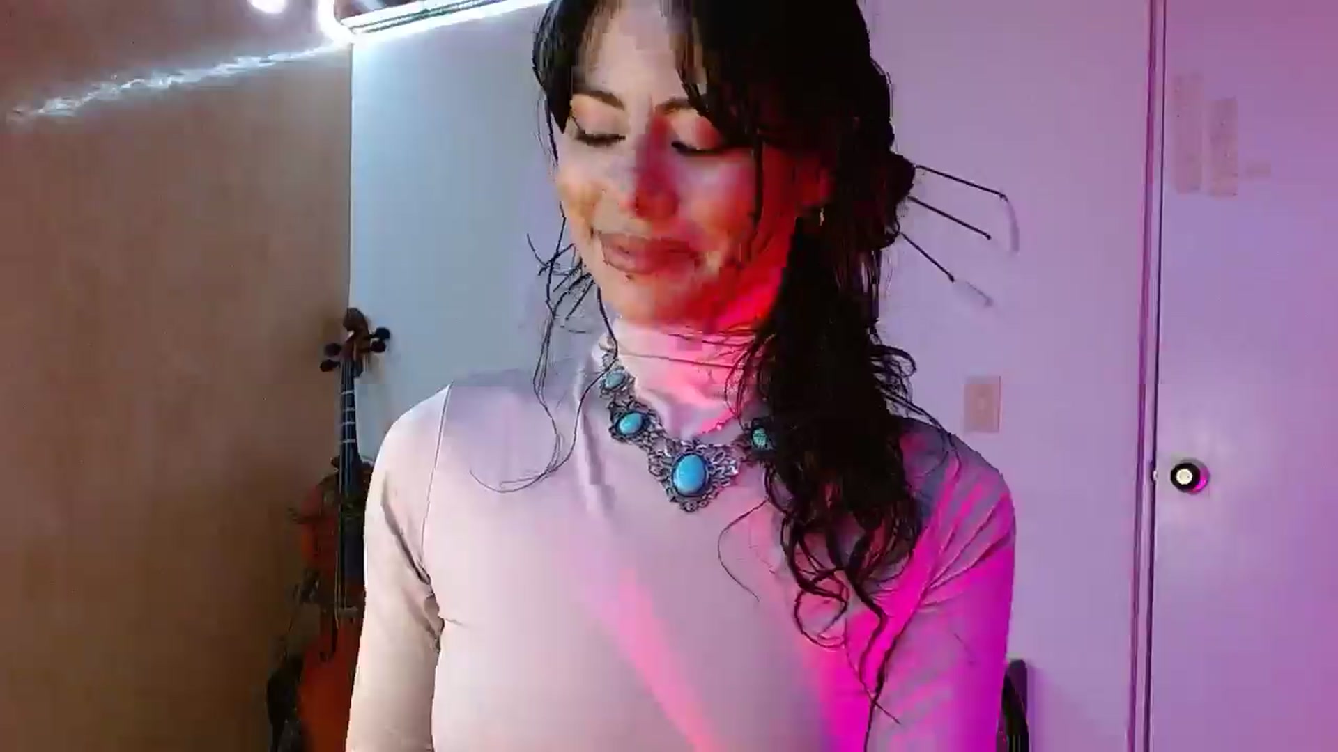 Gallery image thumbnail from Ada_room's myfreecams stream on, 02/20/2025, 12:46 image 4 of 20
