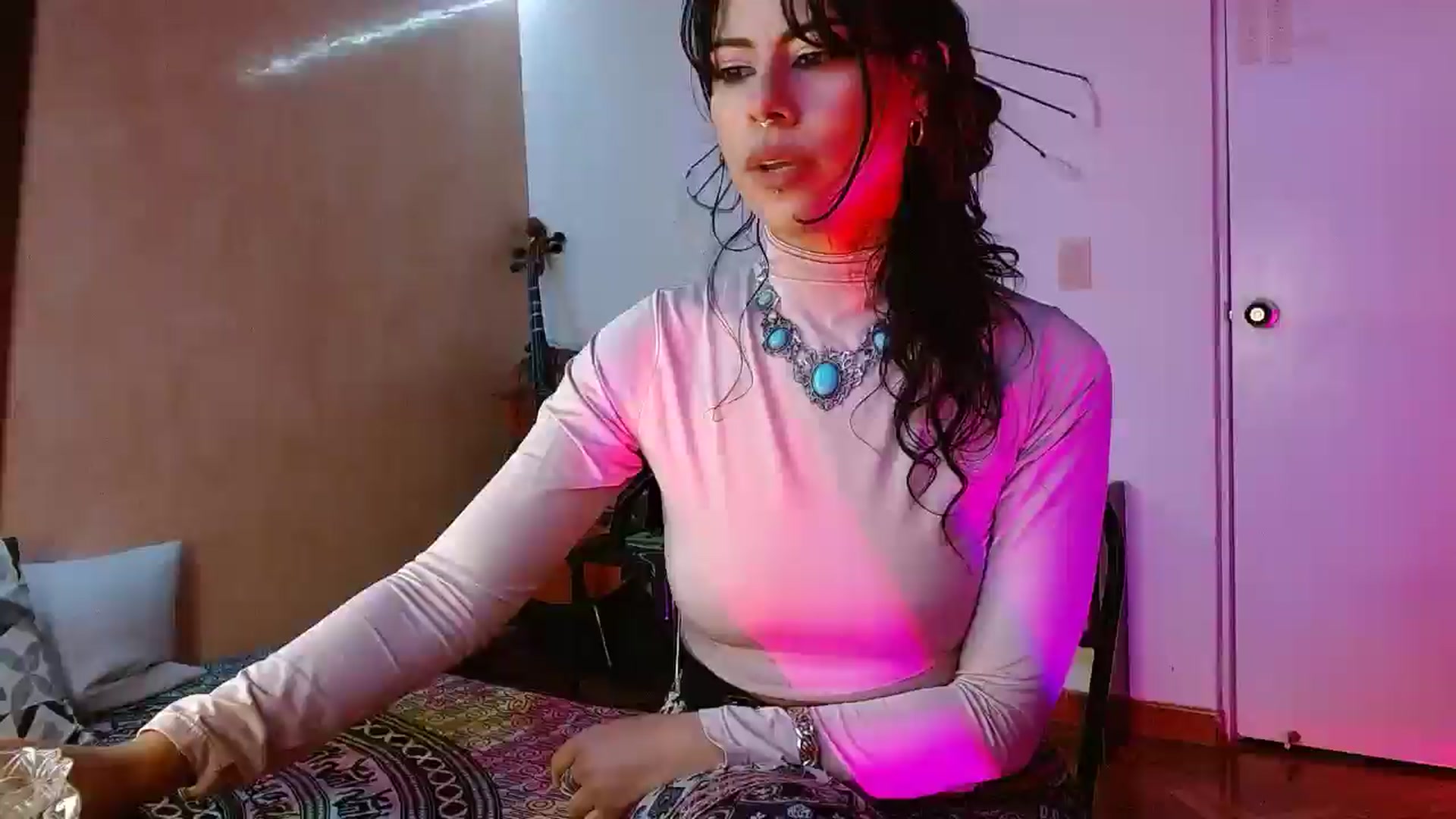 Gallery image thumbnail from Ada_room's myfreecams stream on, 02/20/2025, 12:46 image 6 of 20