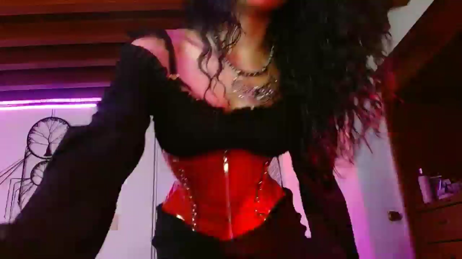 Gallery image thumbnail from Ada_room's myfreecams stream on, 03/12/2025, 08:13 image 11 of 20
