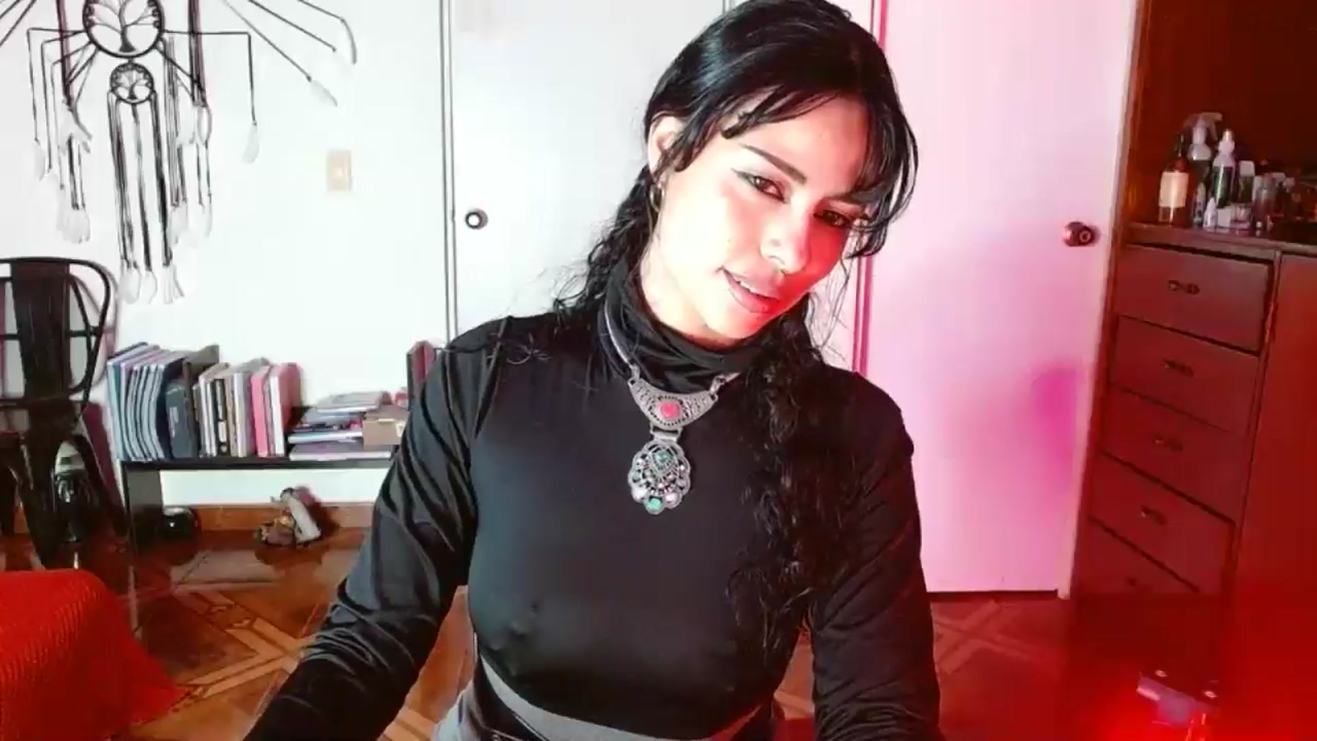 Gallery image thumbnail from Ada_room's myfreecams stream on, 03/15/2025, 03:00 image 10 of 20