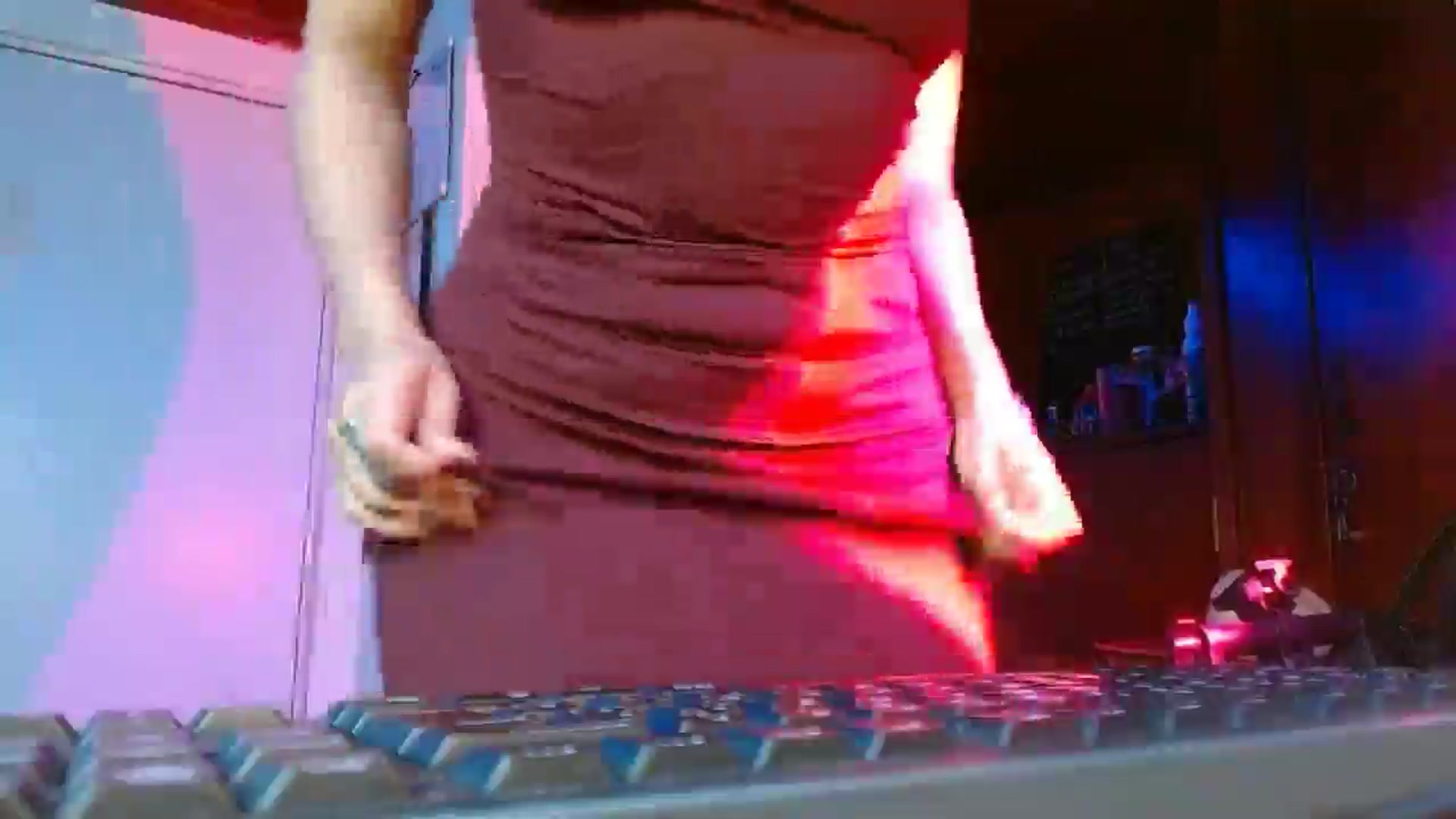 Gallery image thumbnail from Ada_room's myfreecams stream on, 03/25/2025, 10:20 image 14 of 20