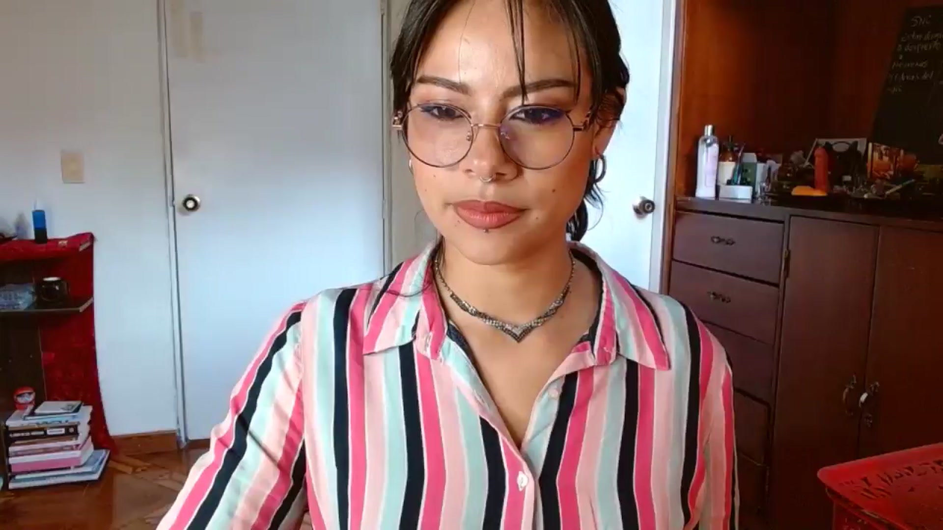 Gallery image thumbnail from Ada_room's myfreecams stream on, 04/09/2025, 16:39 image 3 of 20