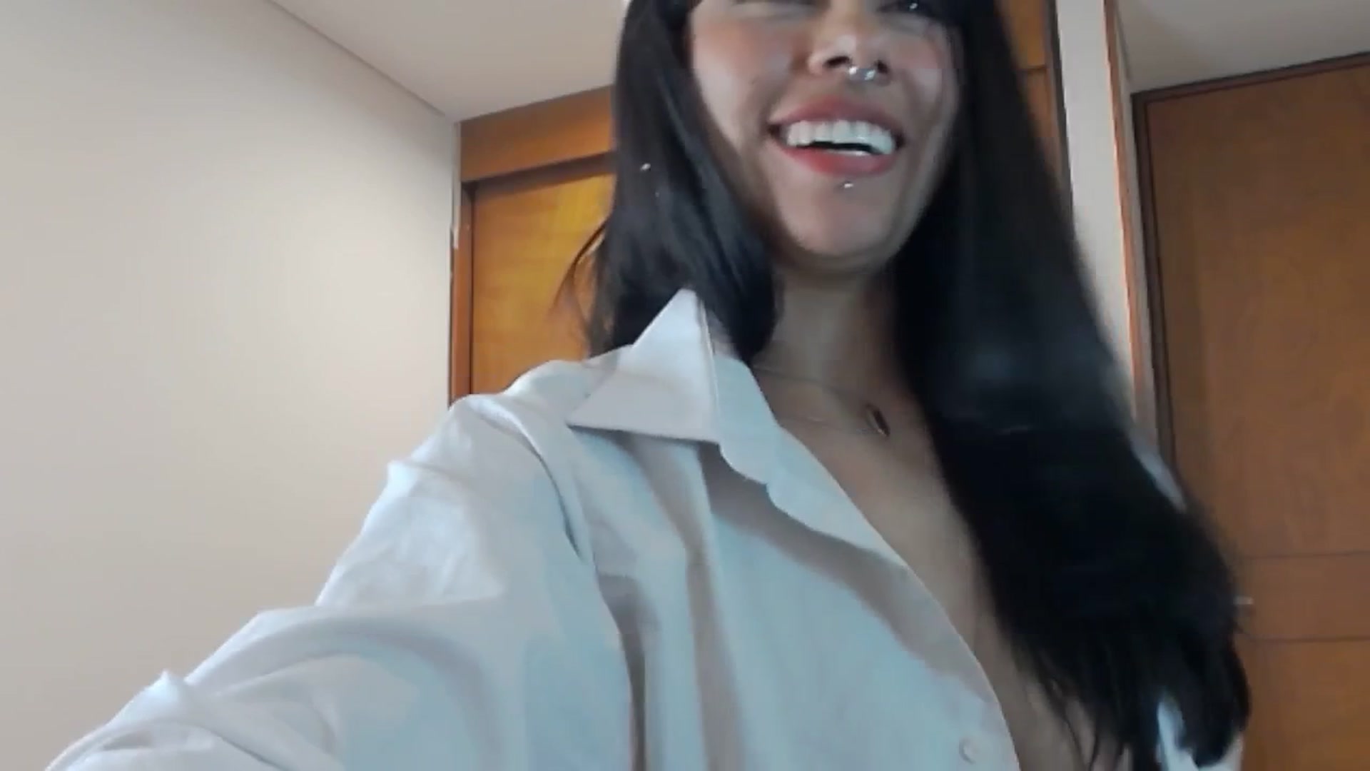 Gallery image thumbnail from Ada_room's myfreecams stream on, 01/06/2026, 10:10 image 19 of 20