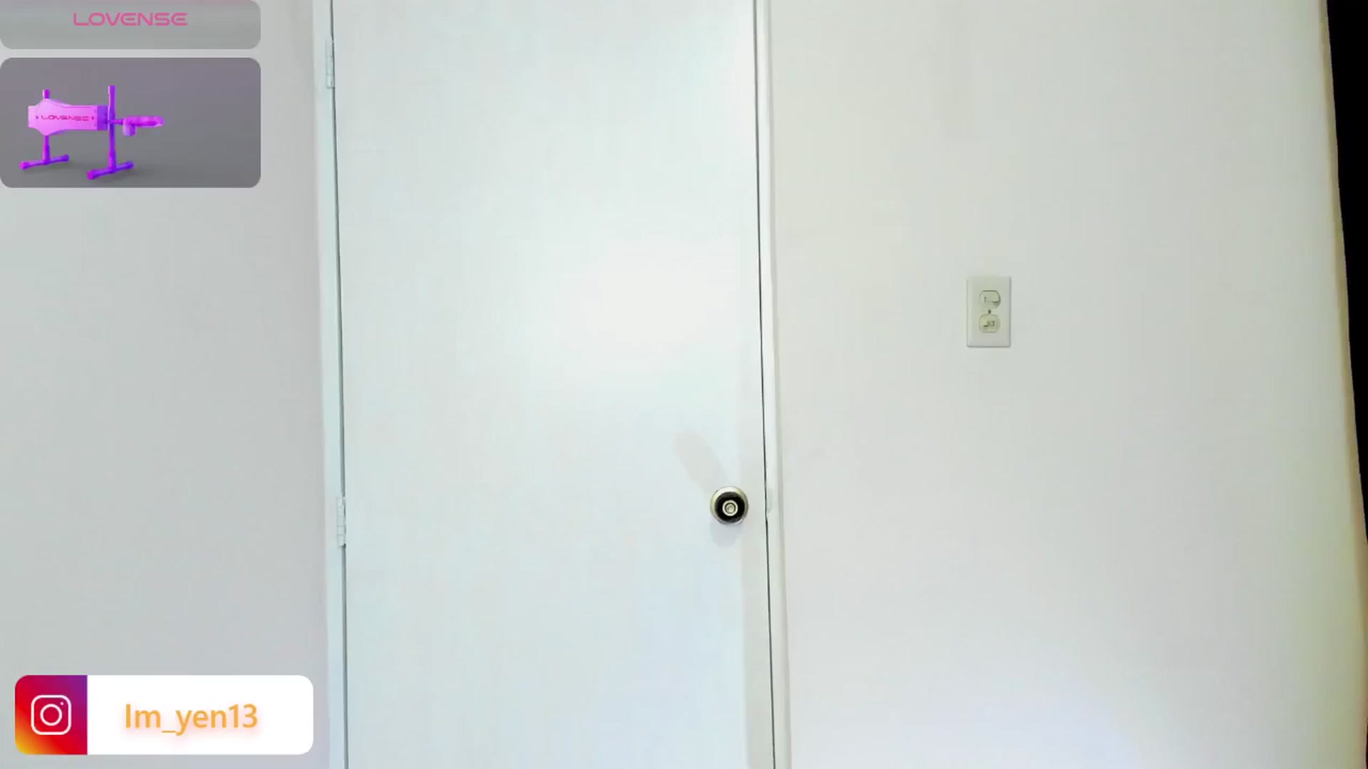 Gallery image thumbnail from Adahra_colins's myfreecams stream on, 04/29/2026, 23:29 image 10 of 20