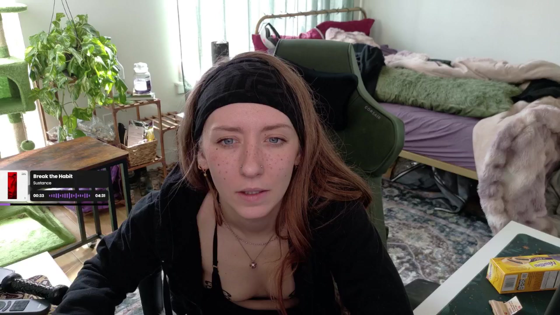 Gallery image thumbnail from AdalinaRae's myfreecams stream on, 03/01/2025, 19:25 image 1 of 20