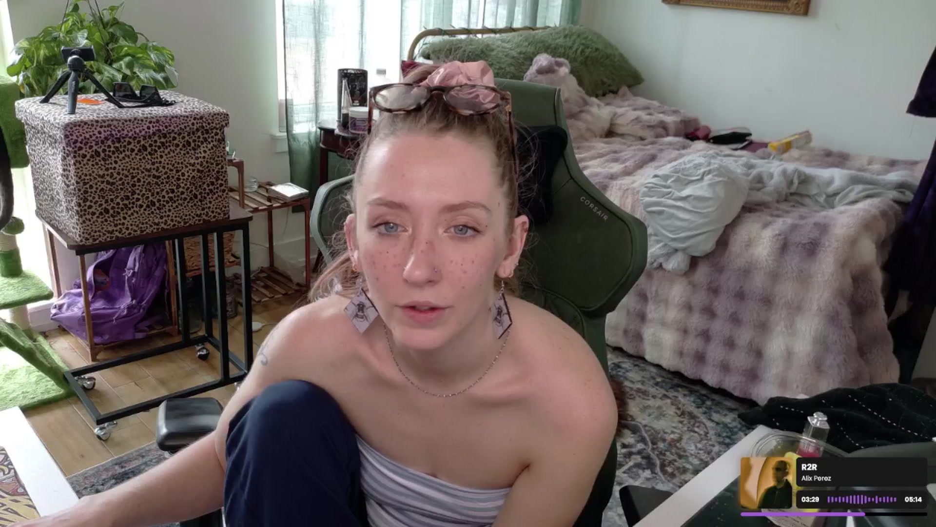 Gallery image thumbnail from AdalinaRae's myfreecams stream on, 03/06/2025, 23:01 image 9 of 20