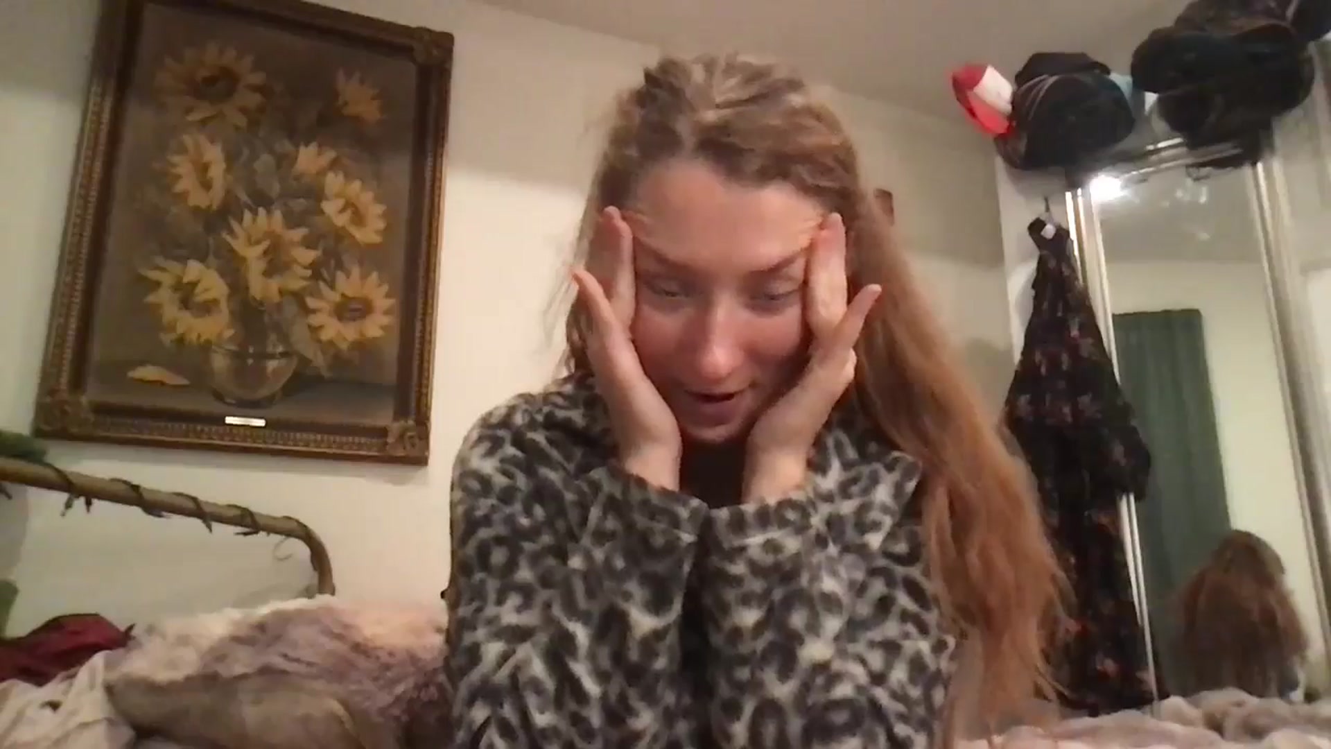 Gallery image thumbnail from Adalinaaaaa's myfreecams stream on, 10/14/2024, 24:24 image 4 of 20
