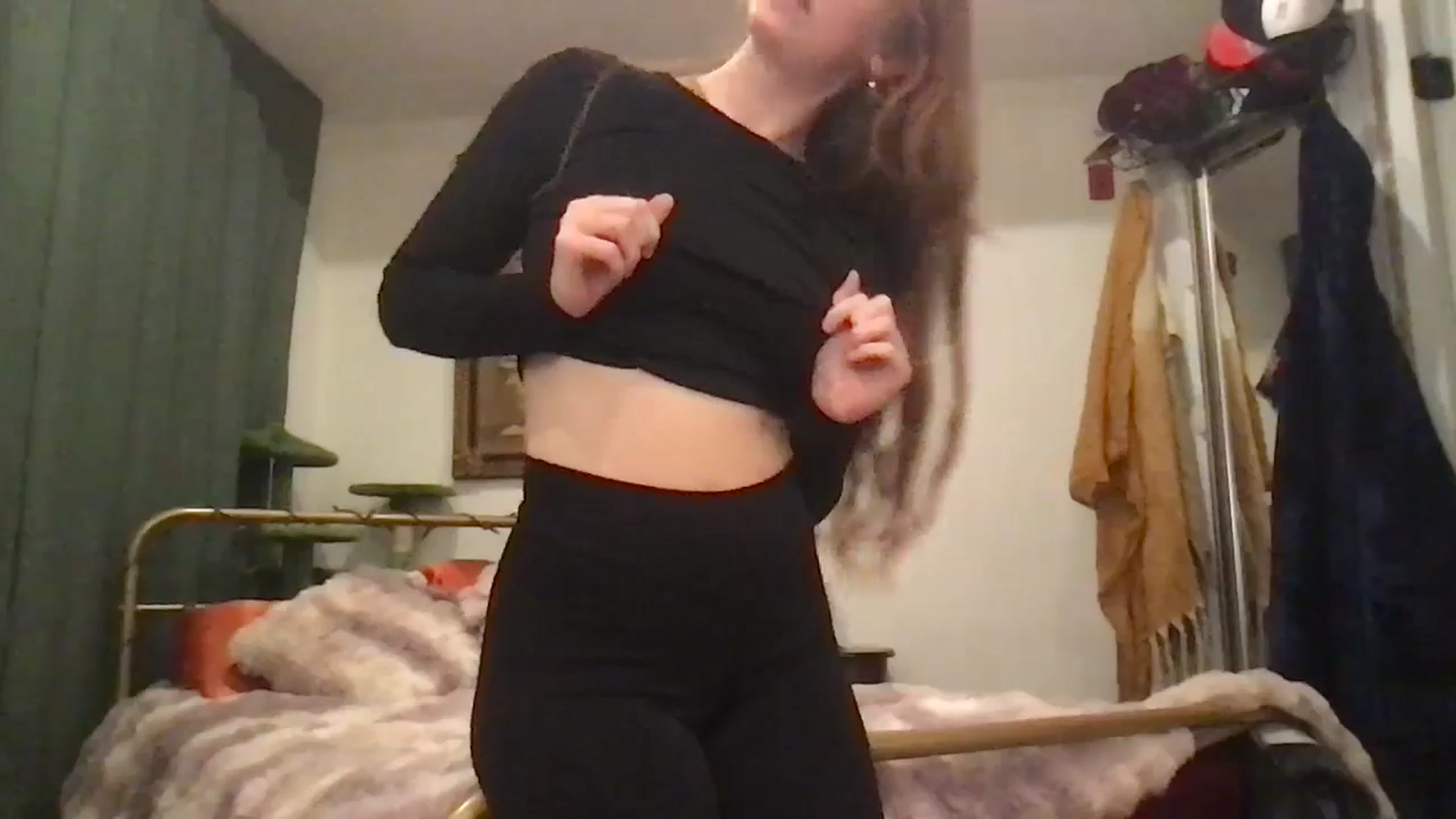 Gallery image thumbnail from Adalinaaaaa's myfreecams stream on, 10/20/2024, 23:34 image 11 of 20