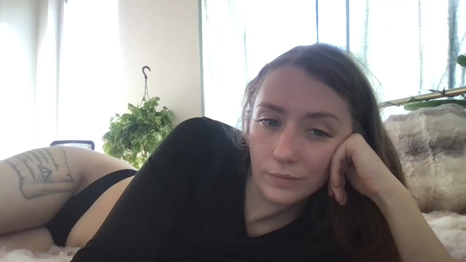 Gallery image thumbnail from Adalinaaaaa's myfreecams stream on, 10/21/2024, 17:00 image 1 of 20