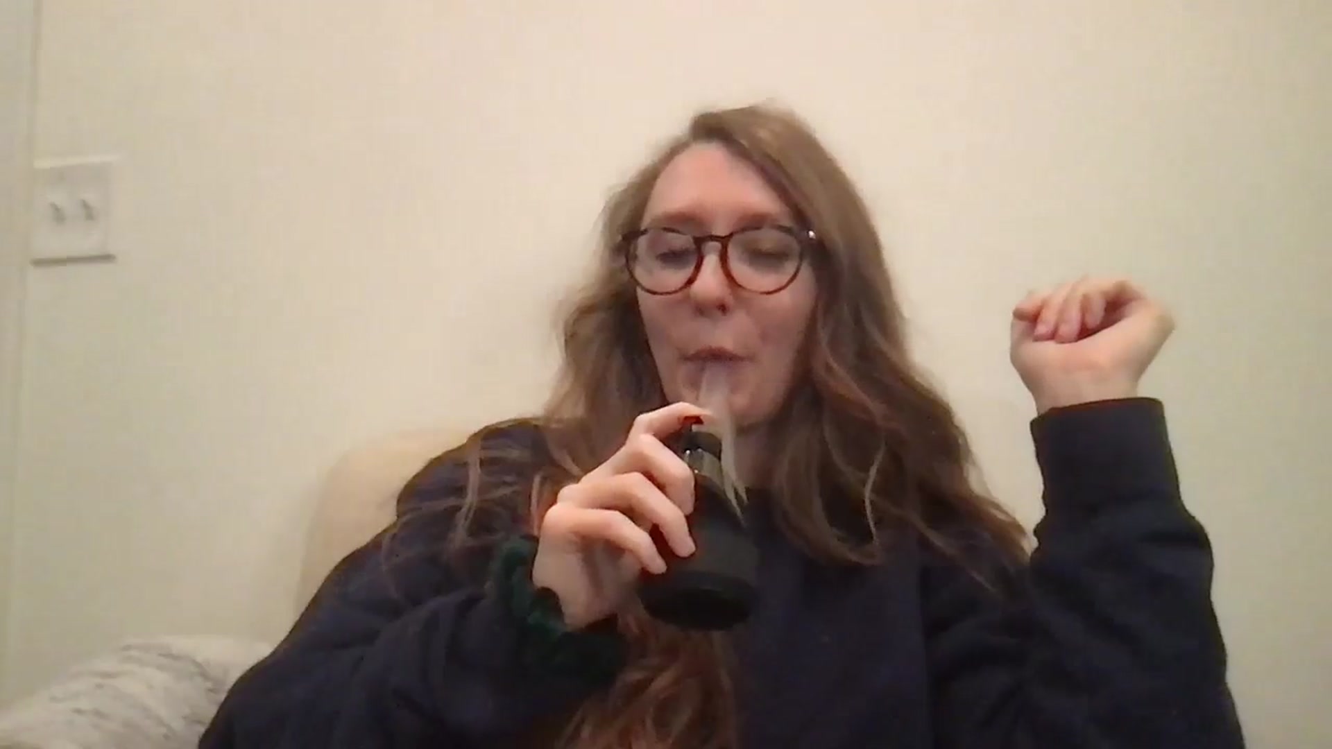Gallery image thumbnail from Adalinaaaaa's myfreecams stream on, 10/27/2024, 22:23 image 13 of 20