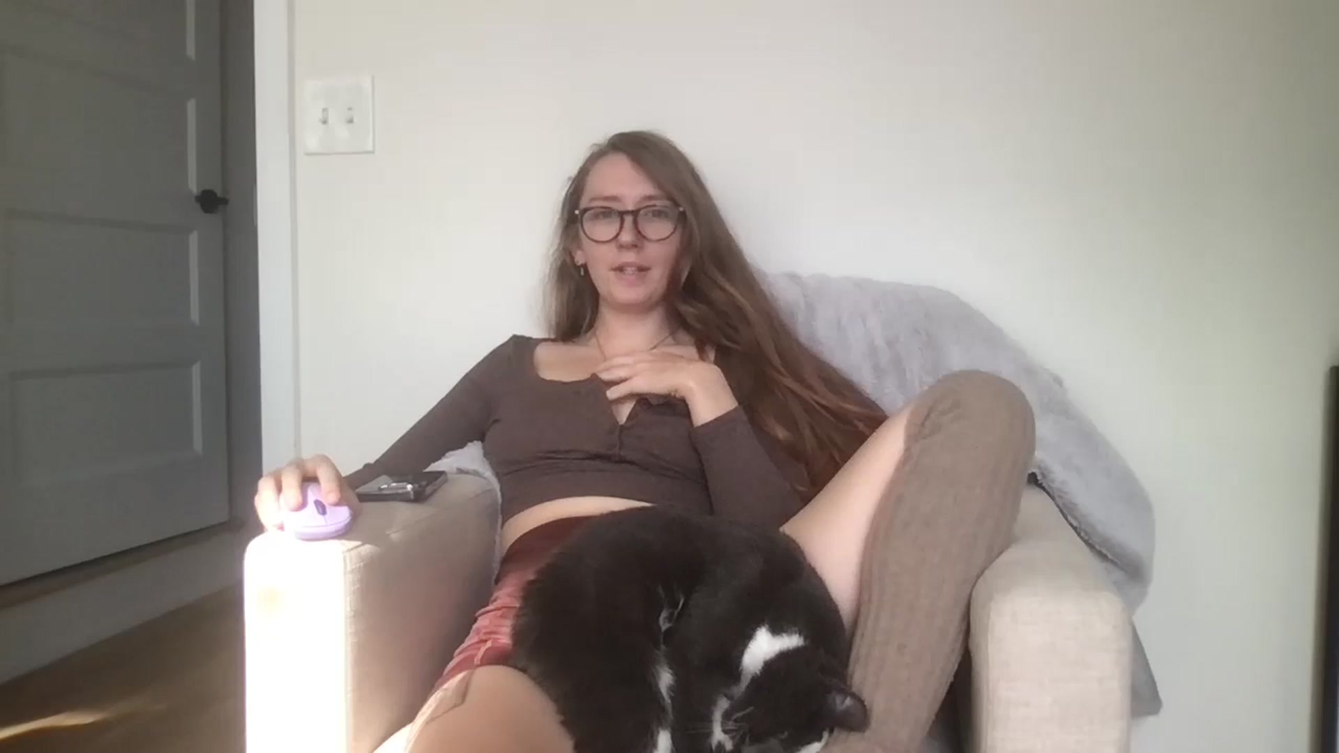 Gallery image thumbnail from Adalinaaaaa's myfreecams stream on, 10/28/2024, 16:48 image 4 of 20