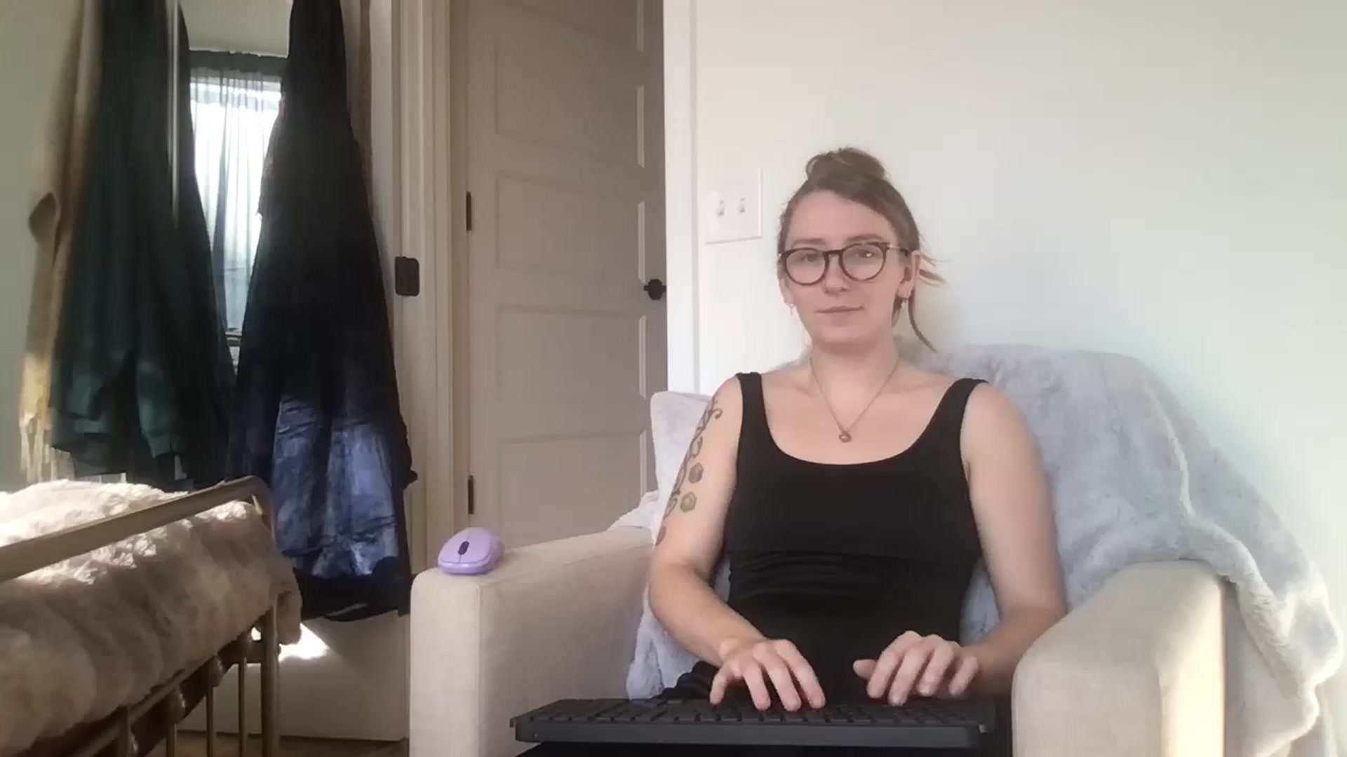 Gallery image thumbnail from Adalinaaaaa's myfreecams stream on, 10/30/2024, 14:58 image 10 of 20