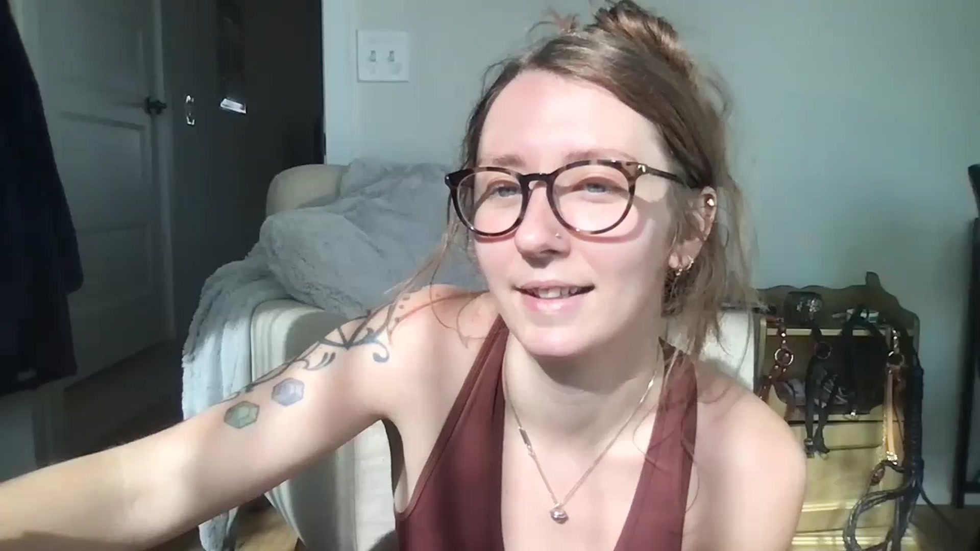 Gallery image thumbnail from Adalinaaaaa's myfreecams stream on, 11/08/2024, 17:39 image 4 of 20