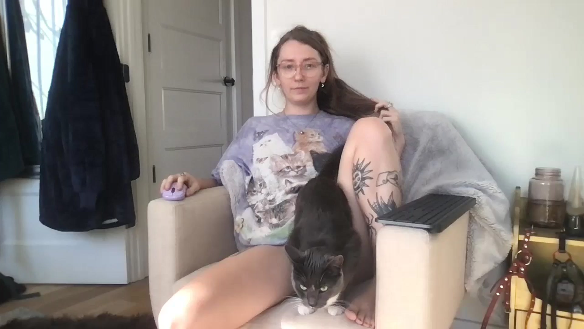 Gallery image thumbnail from Adalinaaaaa's myfreecams stream on, 11/09/2024, 17:18 image 17 of 20
