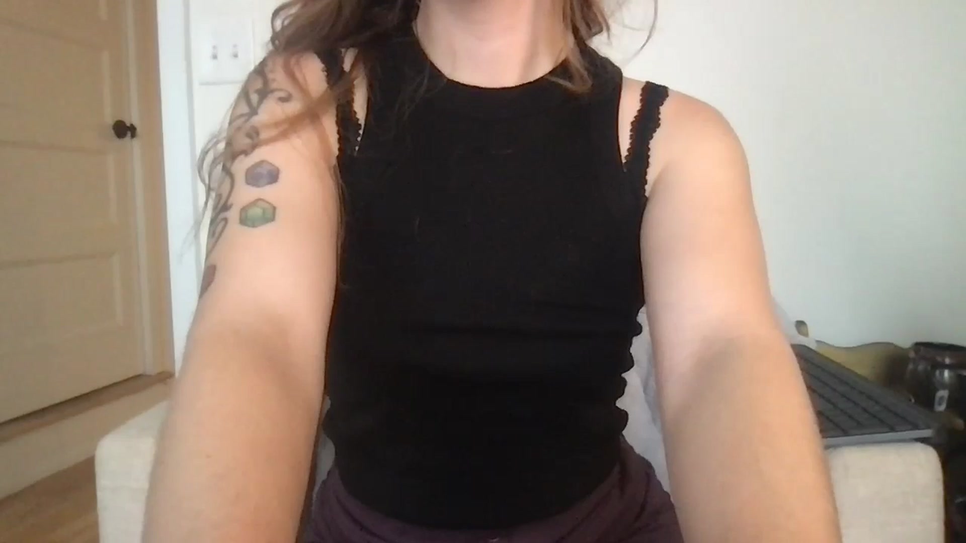 Gallery image thumbnail from Adalinaaaaa's myfreecams stream on, 11/10/2024, 18:43 image 9 of 20