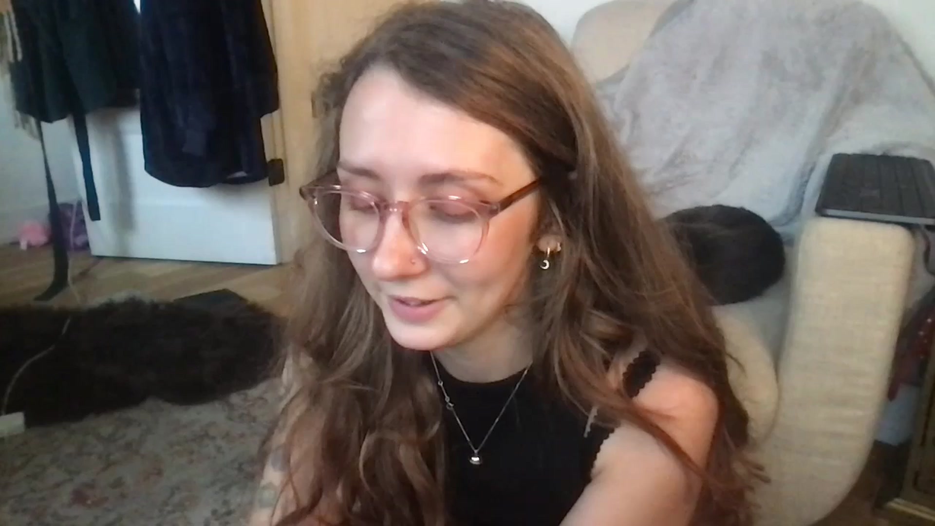 Gallery image thumbnail from Adalinaaaaa's myfreecams stream on, 11/10/2024, 19:49 image 3 of 20
