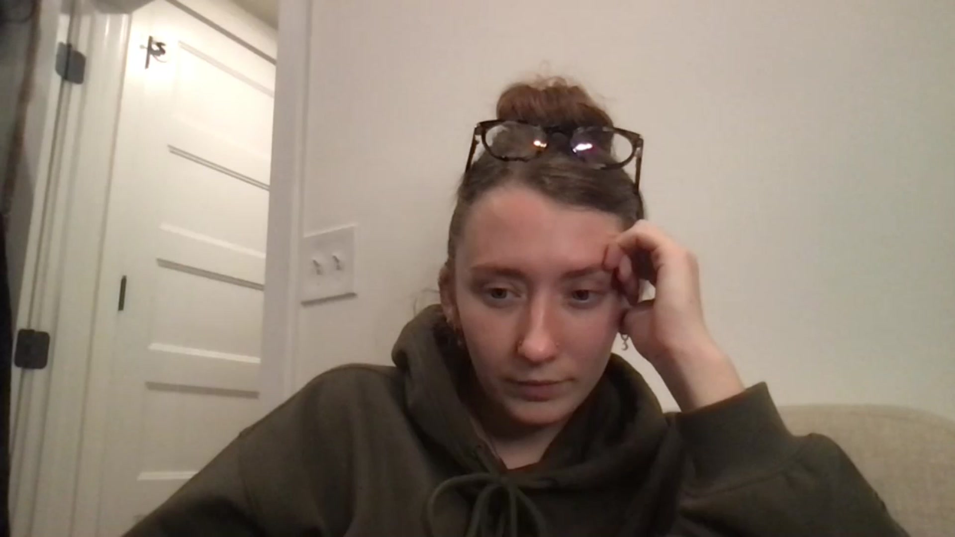 Gallery image thumbnail from Adalinaaaaa's myfreecams stream on, 11/12/2024, 01:14 image 16 of 20