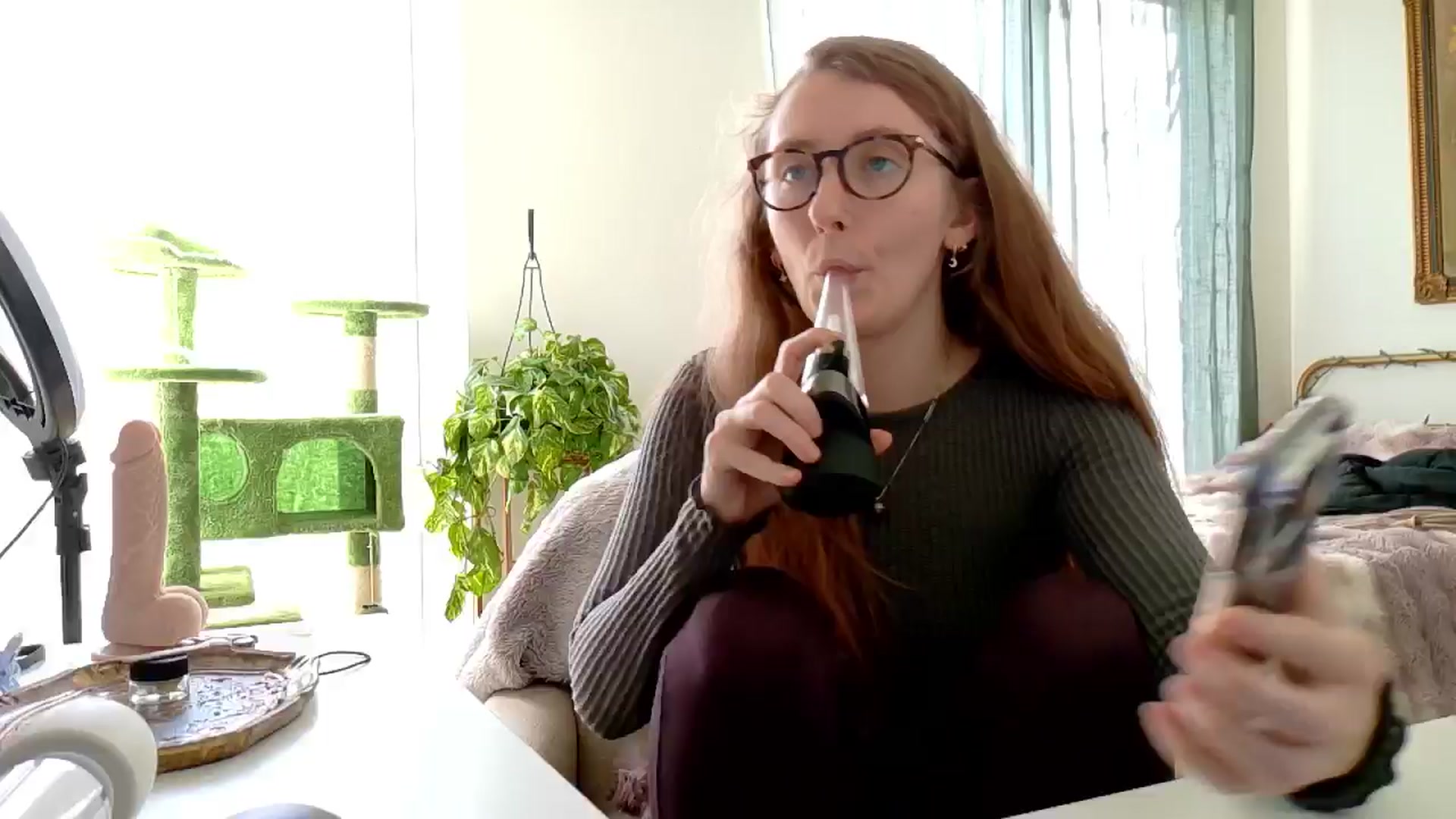 Gallery image thumbnail from Adalinaaaaa's myfreecams stream on, 11/15/2024, 17:46 image 8 of 20