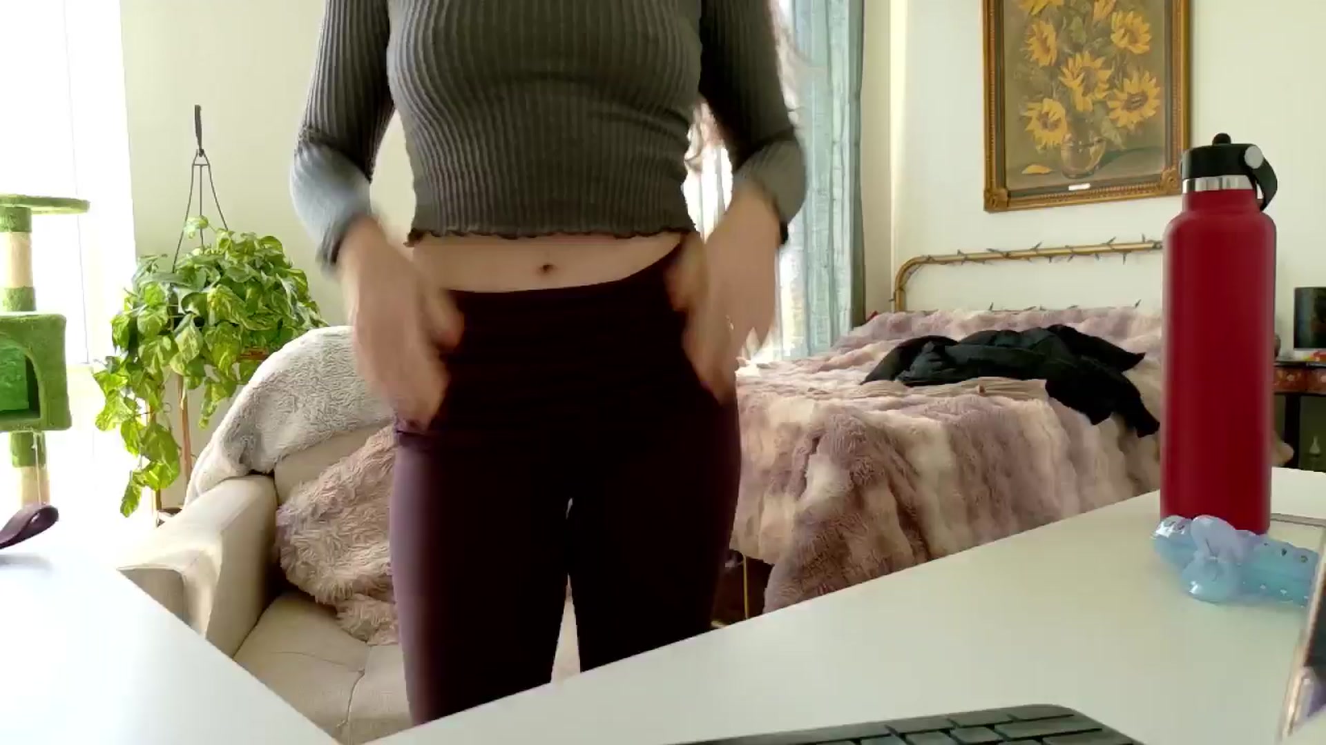 Gallery image thumbnail from Adalinaaaaa's myfreecams stream on, 11/15/2024, 19:07 image 2 of 20