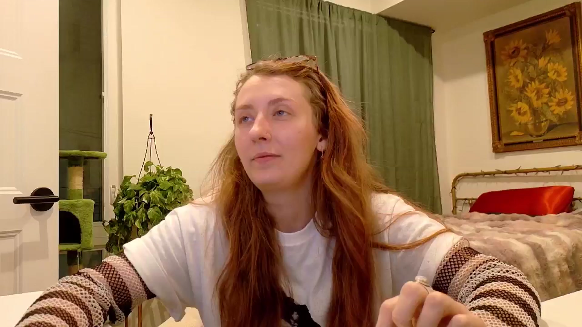 Gallery image thumbnail from Adalinaaaaa's myfreecams stream on, 11/17/2024, 07:47 image 12 of 20
