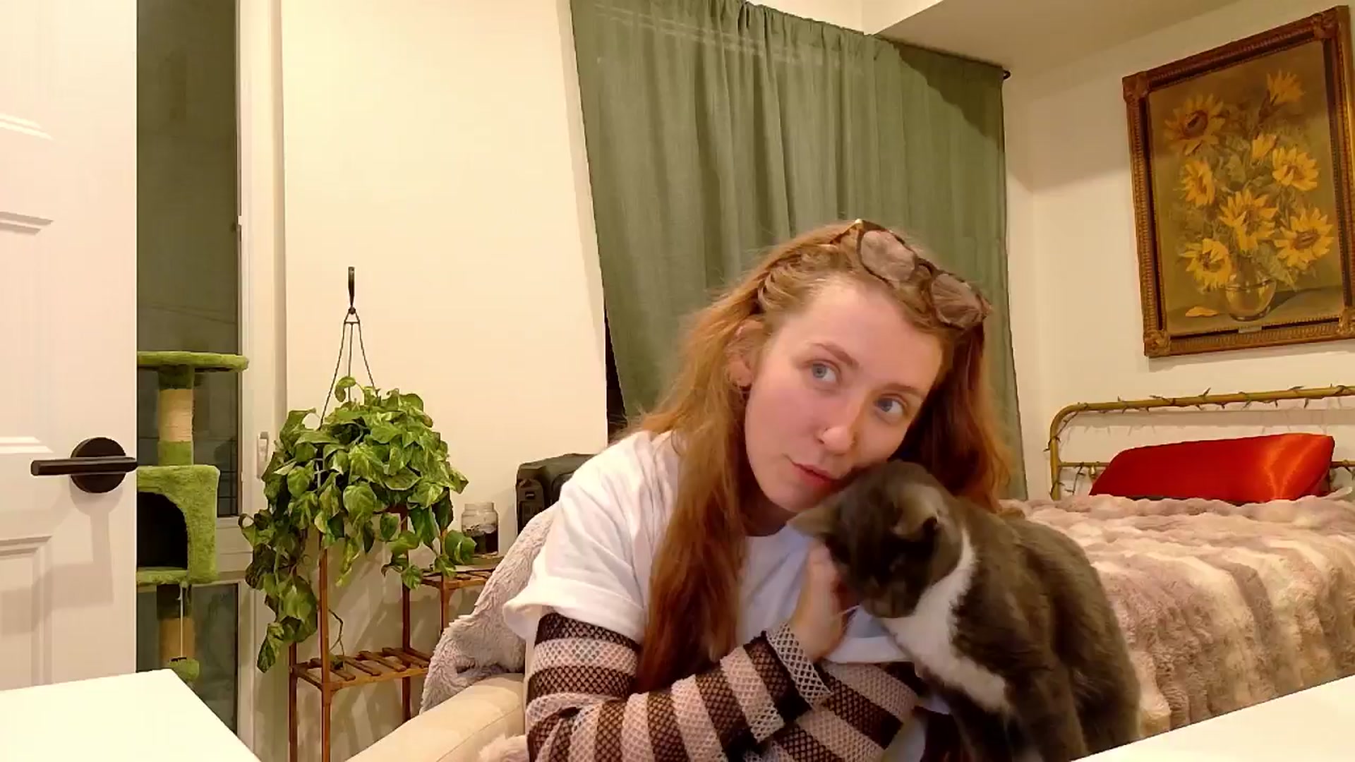 Gallery image thumbnail from Adalinaaaaa's myfreecams stream on, 11/17/2024, 07:47 image 3 of 20