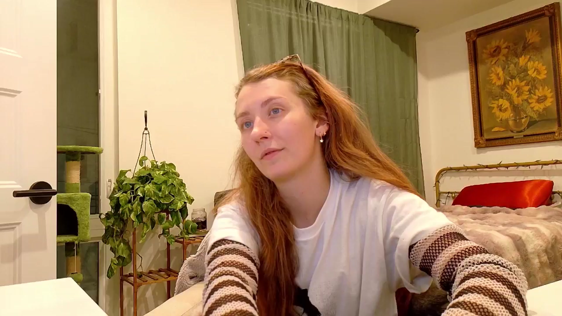 Gallery image thumbnail from Adalinaaaaa's myfreecams stream on, 11/17/2024, 07:47 image 8 of 20