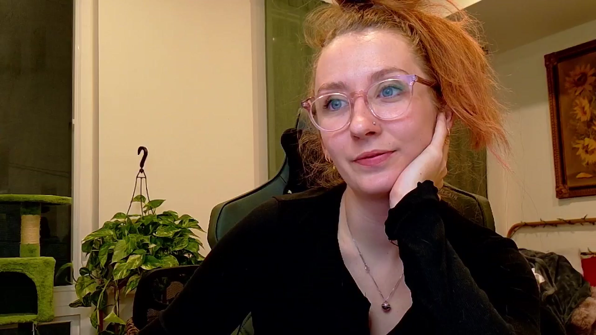 Gallery image thumbnail from Adalinaaaaa's myfreecams stream on, 11/26/2024, 24:42 image 1 of 20