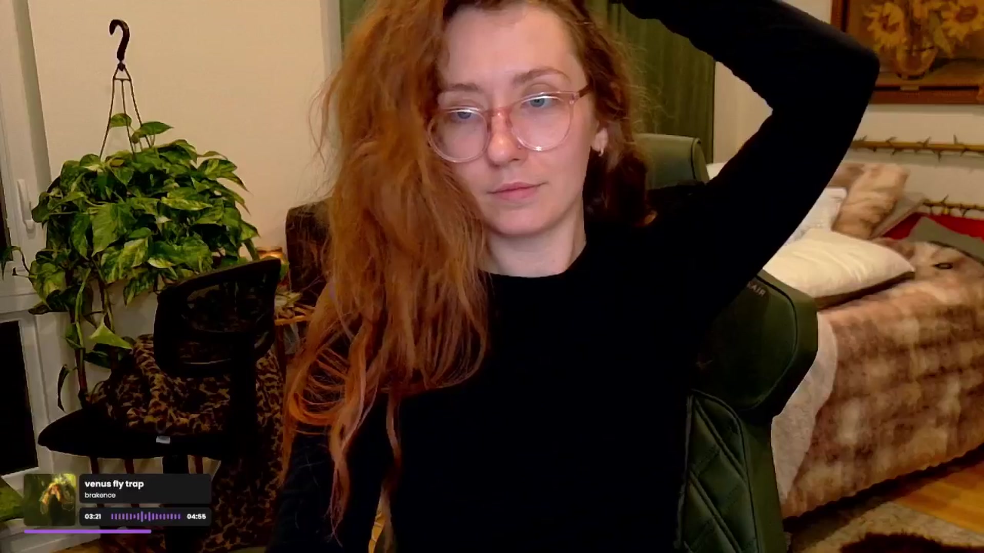 Gallery image thumbnail from Adalinaaaaa's myfreecams stream on, 11/26/2024, 22:28 image 17 of 20