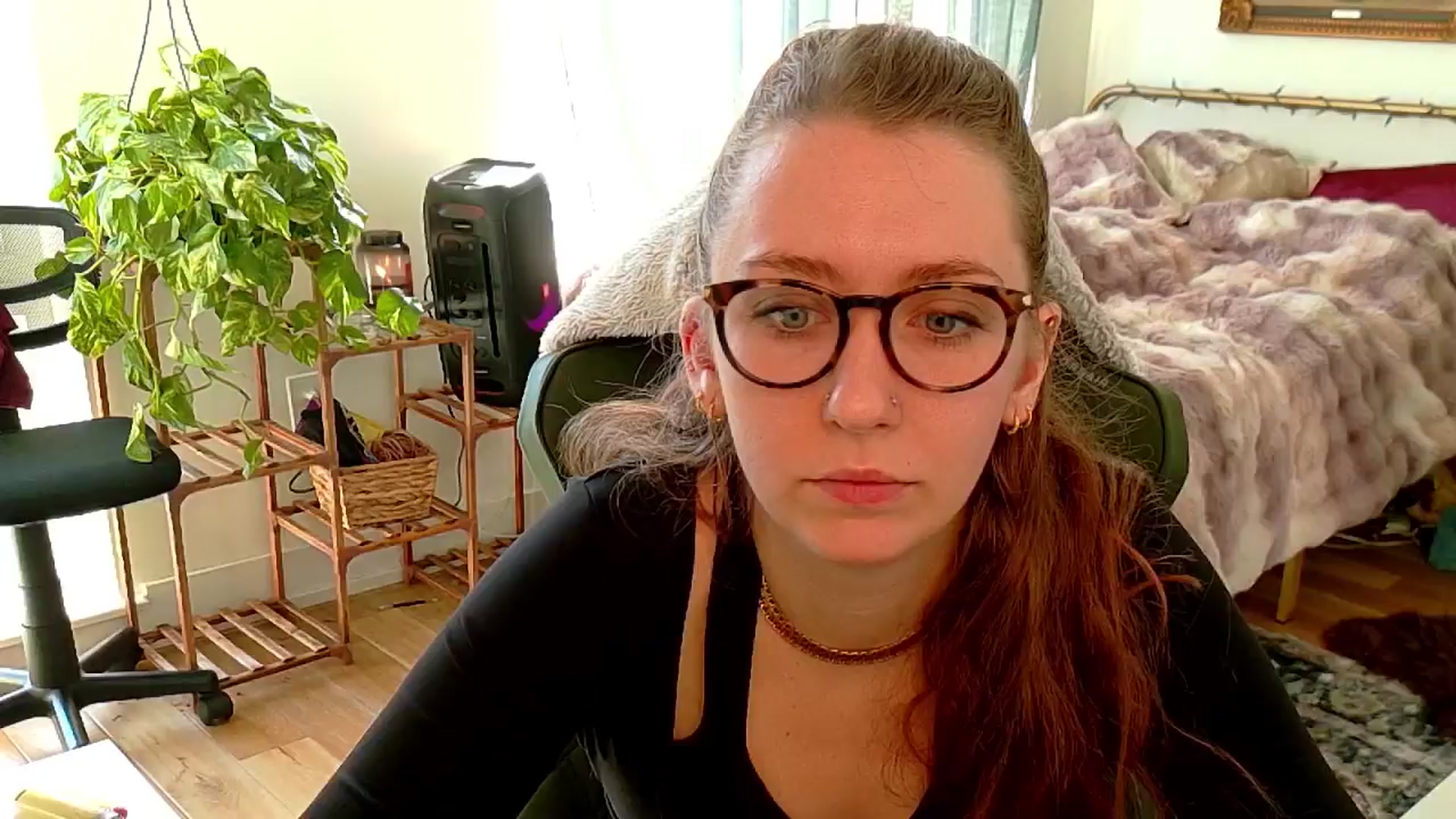 Gallery image thumbnail from Adalinaaaaa's myfreecams stream on, 11/30/2024, 18:07 image 16 of 20