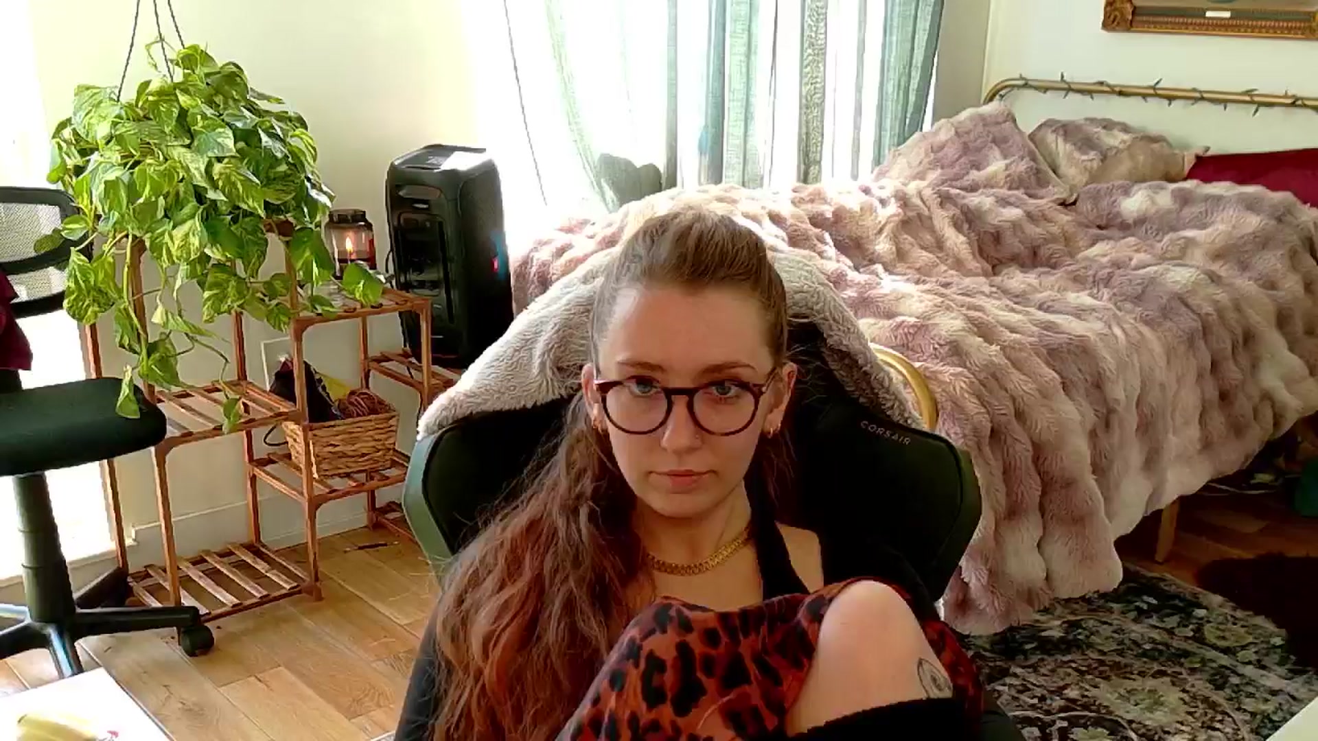 Gallery image thumbnail from Adalinaaaaa's myfreecams stream on, 11/30/2024, 18:07 image 11 of 20