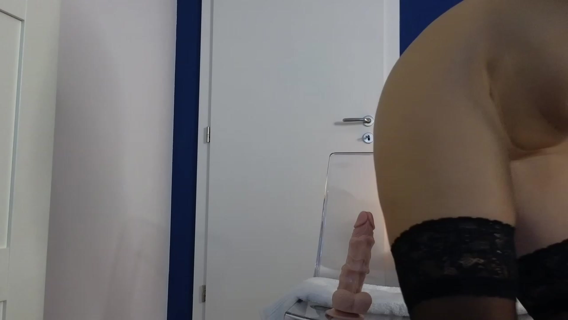 Gallery image thumbnail from AdaraBunny's myfreecams stream on, 12/05/2023, 15:28 image 17 of 20