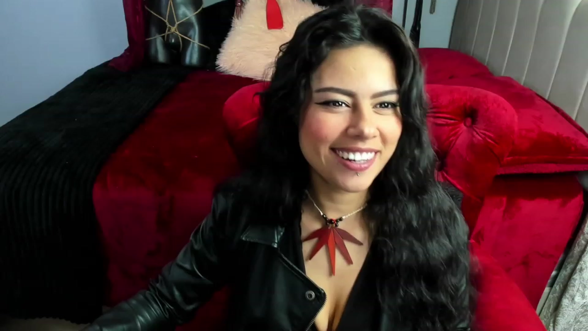 Gallery image thumbnail from Adas_room's myfreecams stream on, 12/06/2022, 19:57 image 1 of 20