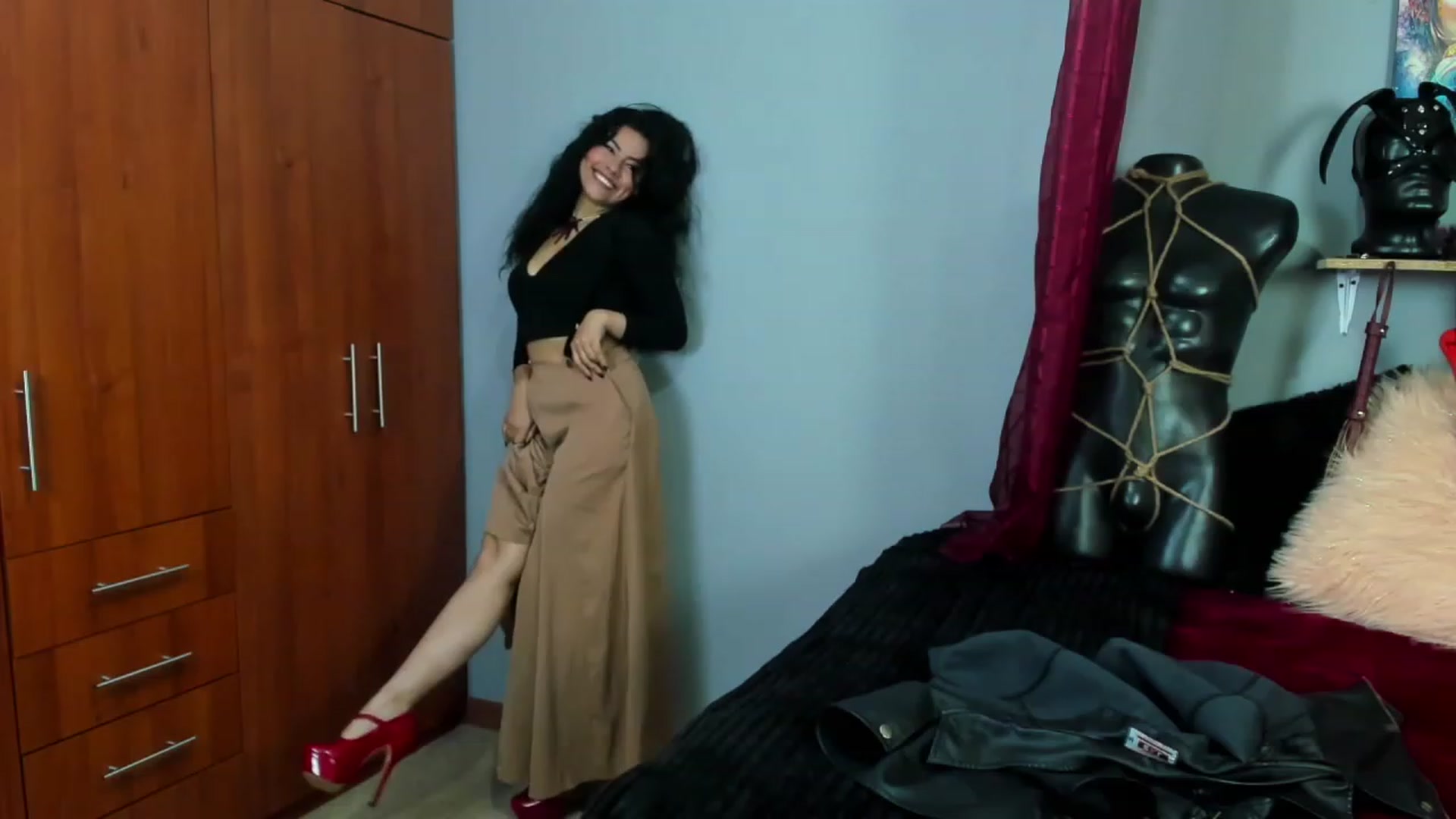 Gallery image thumbnail from Adas_room's myfreecams stream on, 12/06/2022, 19:57 image 18 of 20