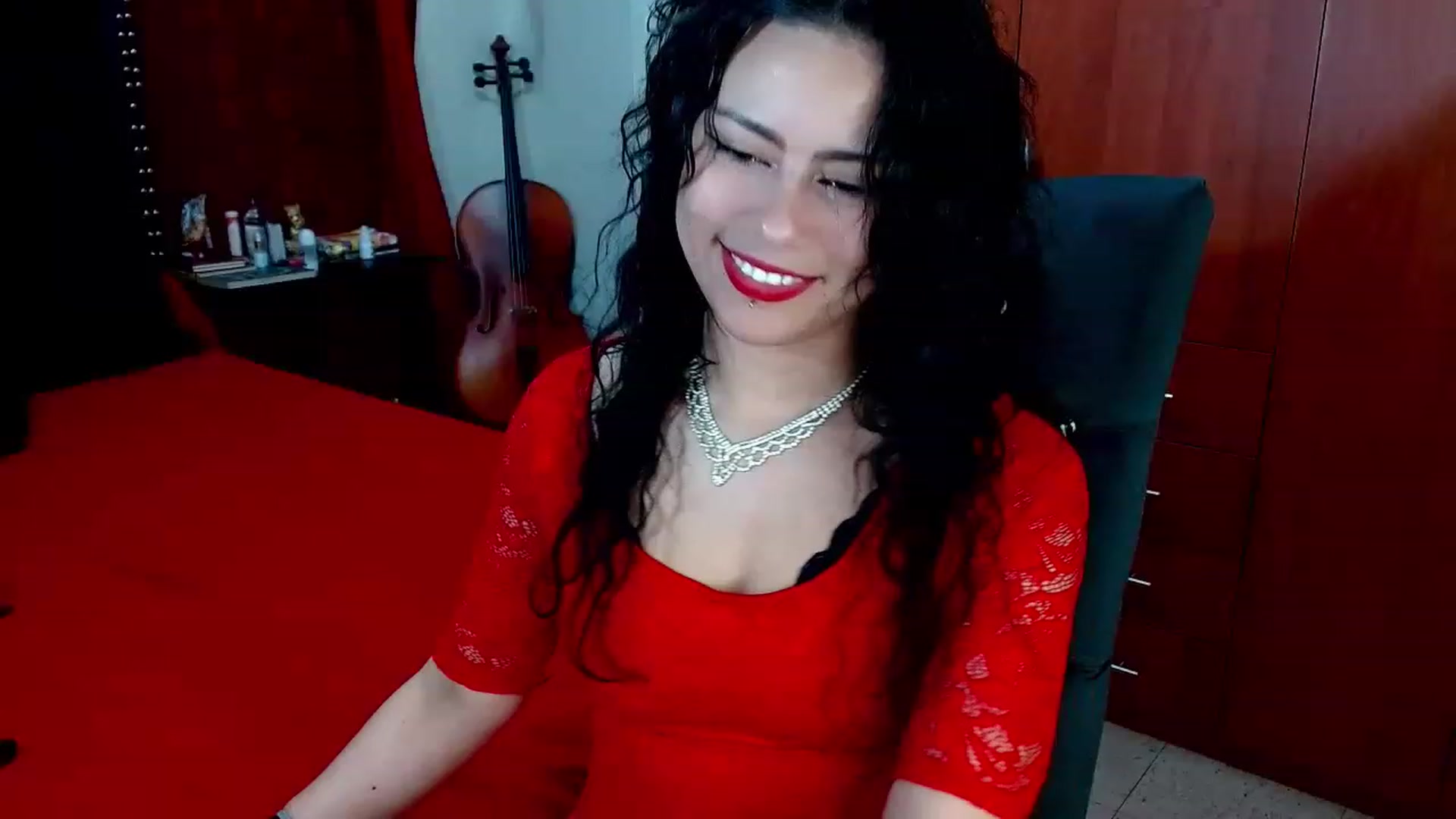 Gallery image thumbnail from Adas_room's myfreecams stream on, 01/19/2023, 01:10 image 19 of 20