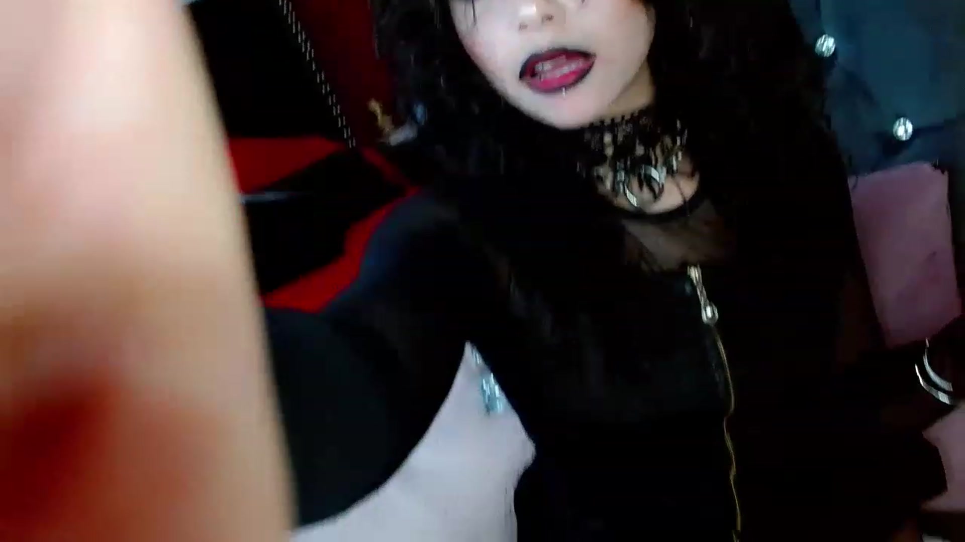 Gallery image thumbnail from Adas_room's myfreecams stream on, 02/07/2023, 22:17 image 9 of 20