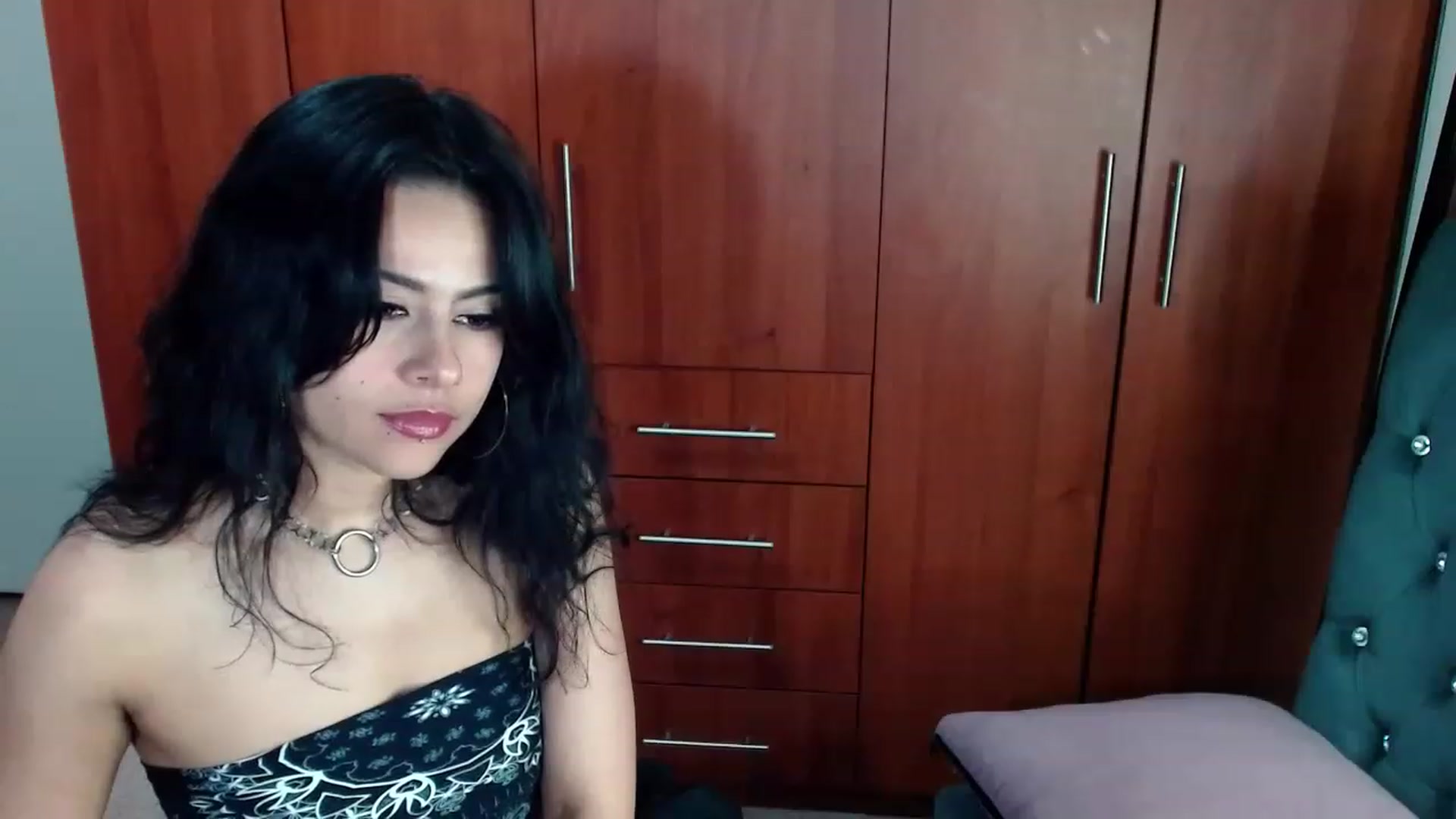 Gallery image thumbnail from Adas_room's myfreecams stream on, 02/20/2023, 09:42 image 12 of 20