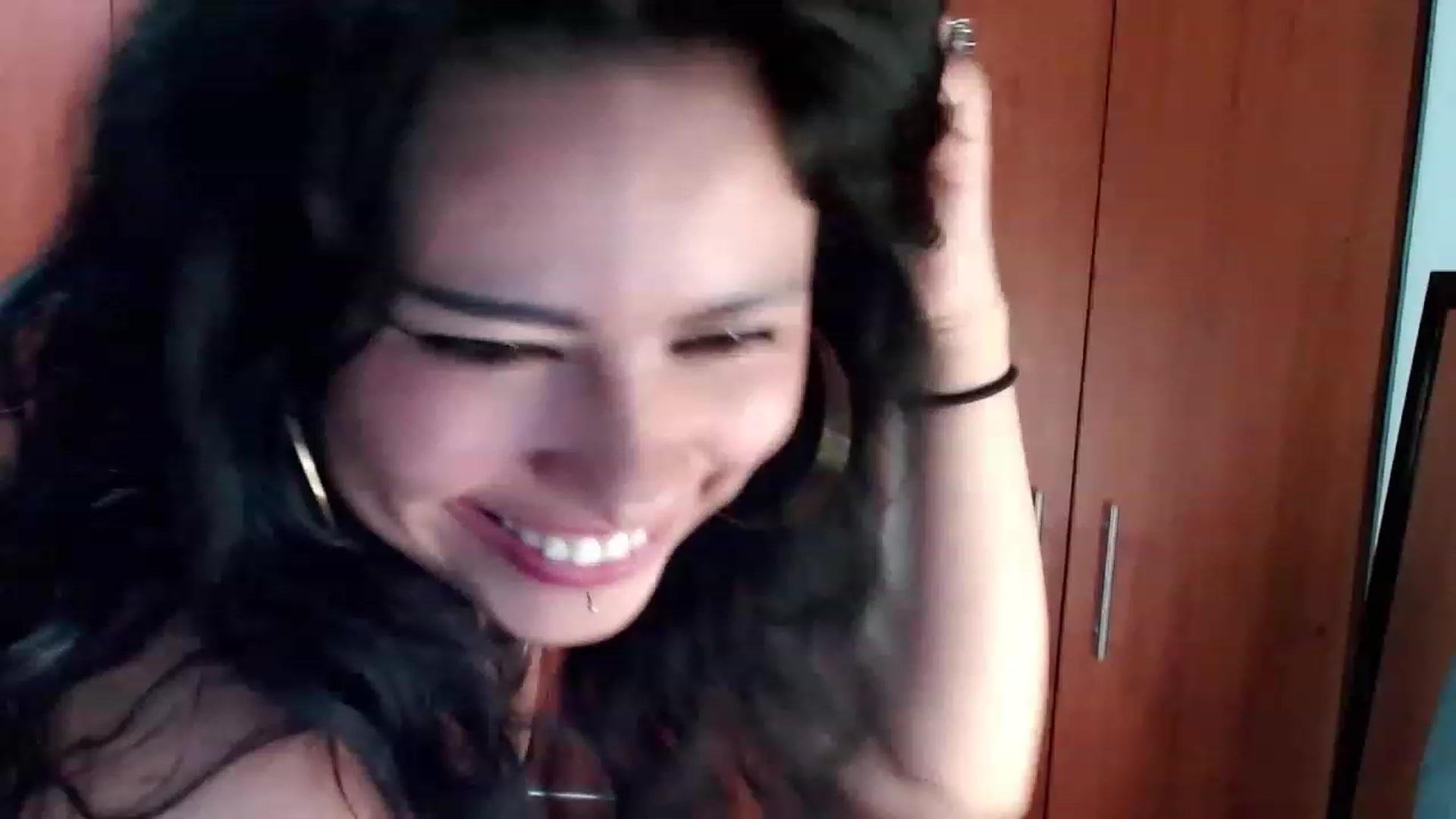 Gallery image thumbnail from Adas_room's myfreecams stream on, 02/21/2023, 08:10 image 9 of 20