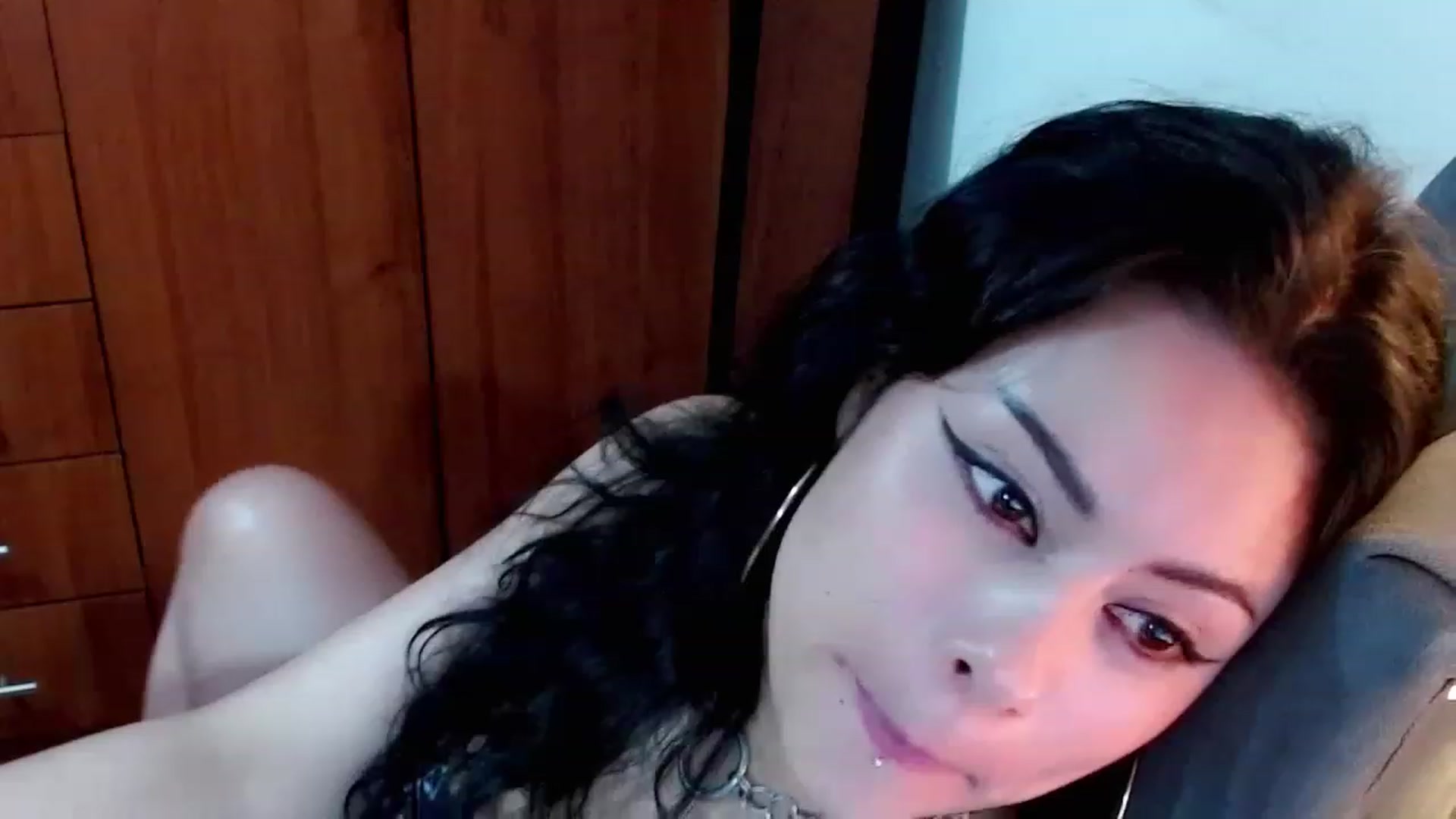 Gallery image thumbnail from Adas_room's myfreecams stream on, 02/21/2023, 08:33 image 1 of 20