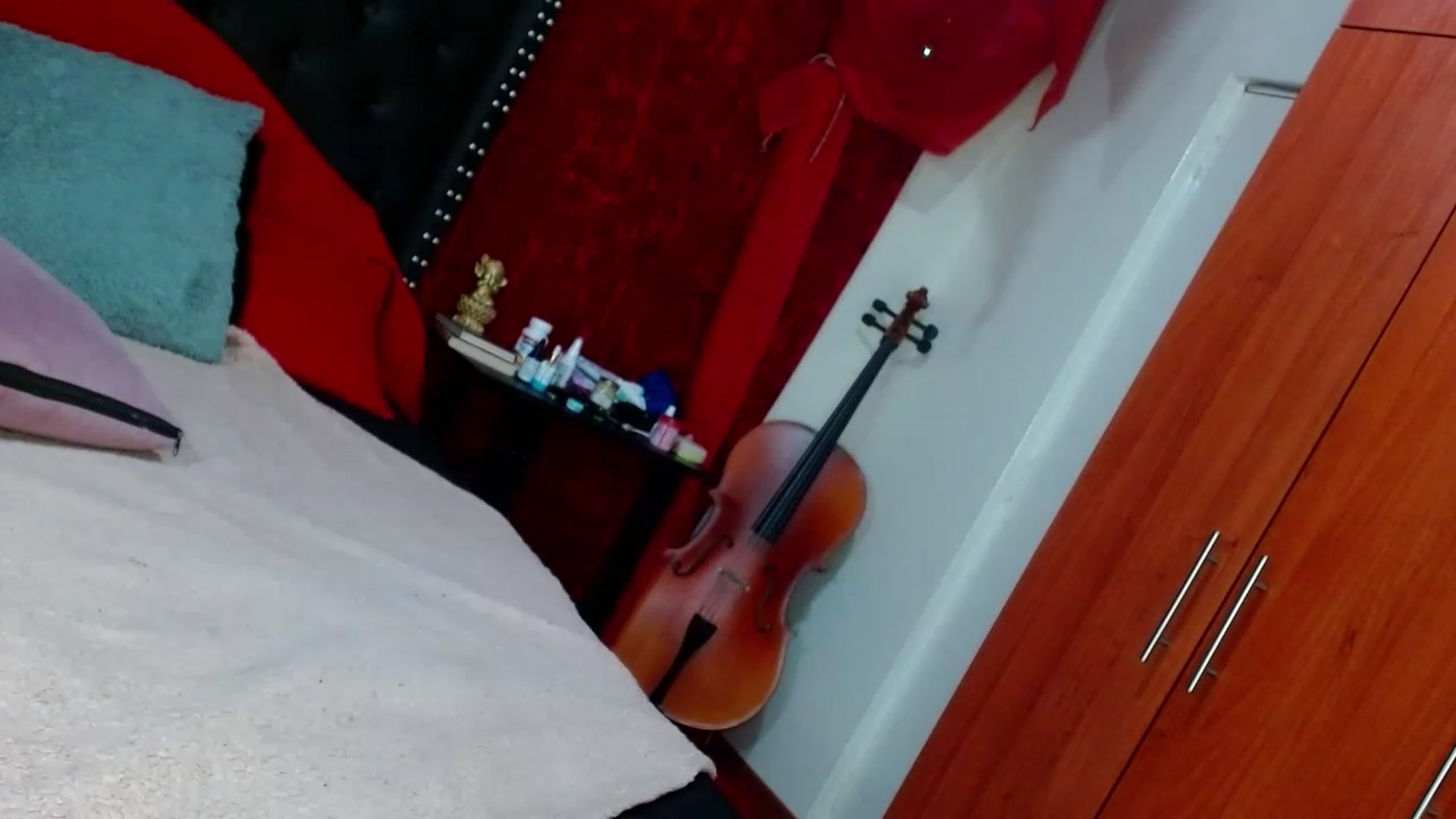 Gallery image thumbnail from Adas_room's myfreecams stream on, 02/23/2023, 09:35 image 15 of 20