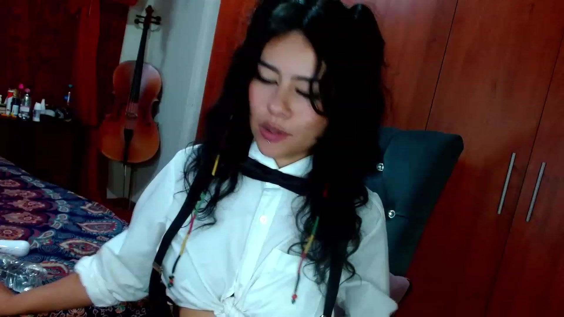 Gallery image thumbnail from Adas_room's myfreecams stream on, 03/30/2023, 07:22 image 2 of 20