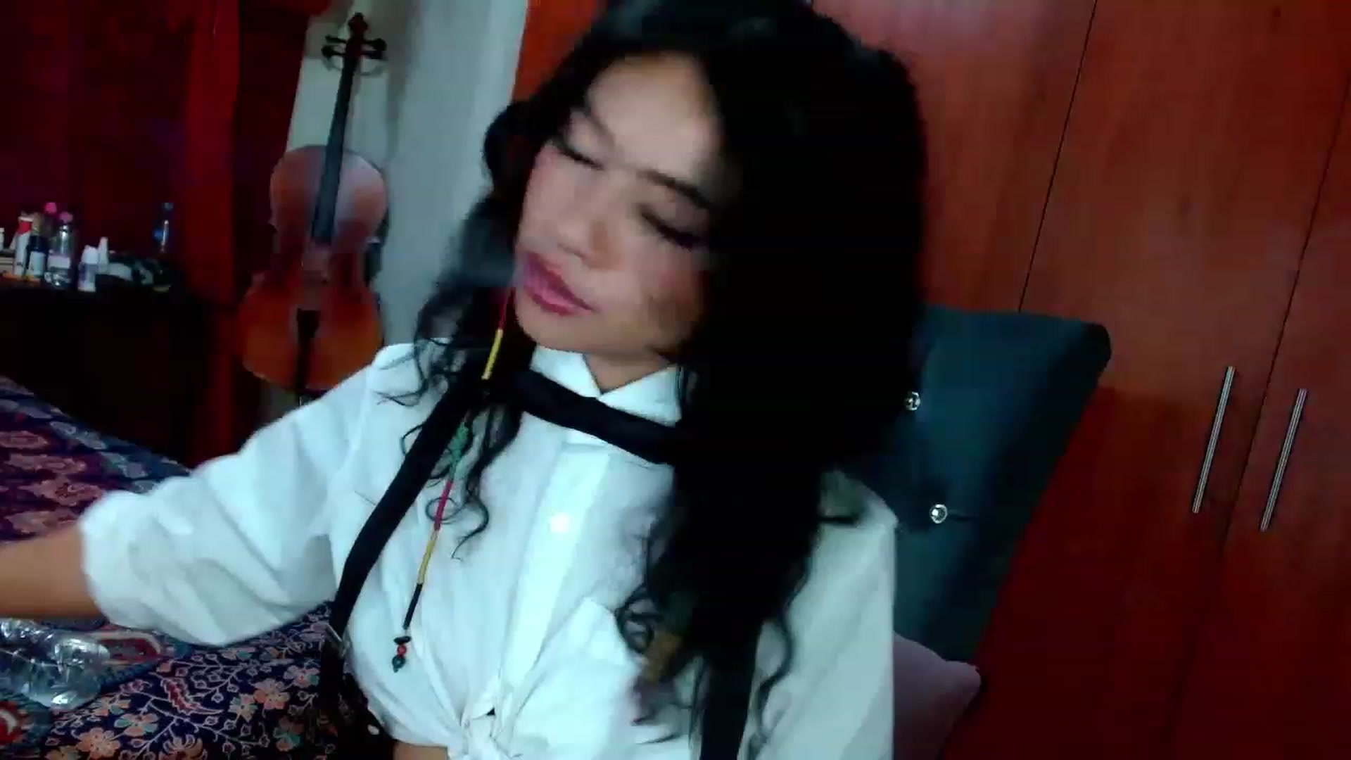 Gallery image thumbnail from Adas_room's myfreecams stream on, 03/30/2023, 07:22 image 11 of 20