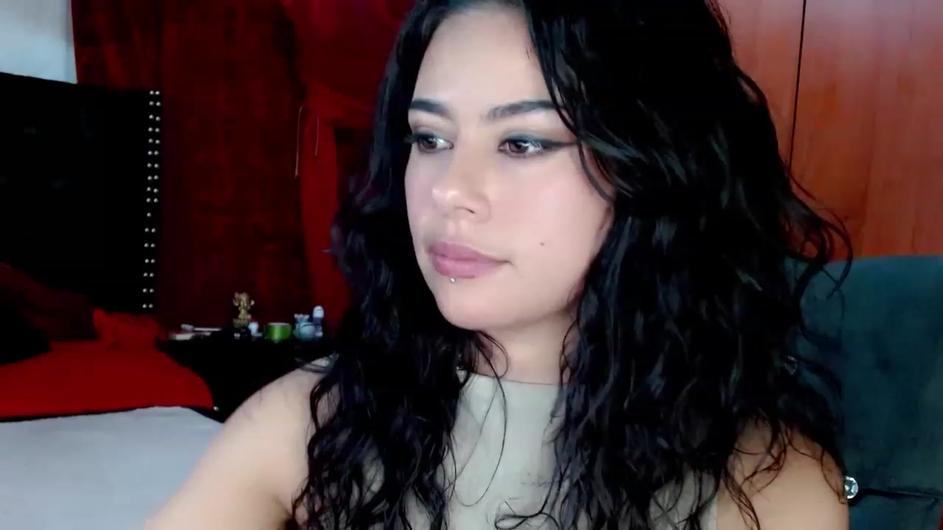 Gallery image thumbnail from Adas_room's myfreecams stream on, 04/12/2023, 08:23 image 9 of 20