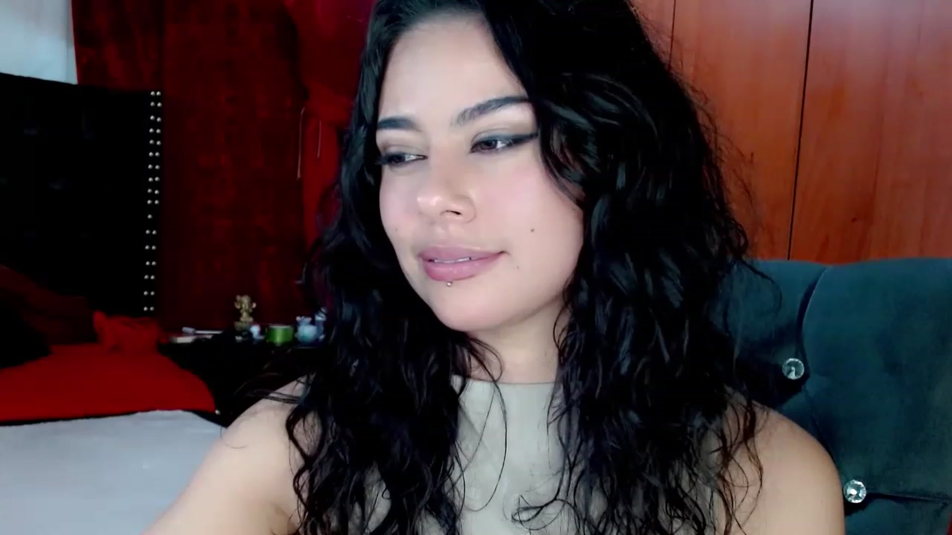 Gallery image thumbnail from Adas_room's myfreecams stream on, 04/12/2023, 08:23 image 7 of 20