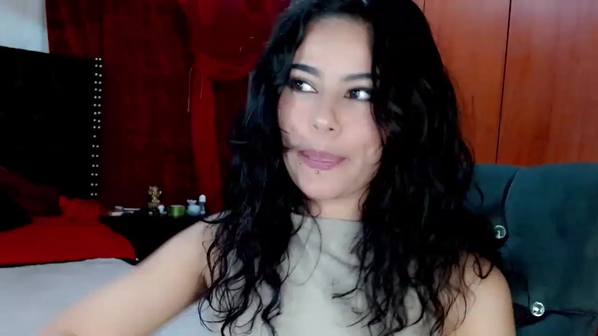 Gallery image thumbnail from Adas_room's myfreecams stream on, 04/12/2023, 08:23 image 12 of 20
