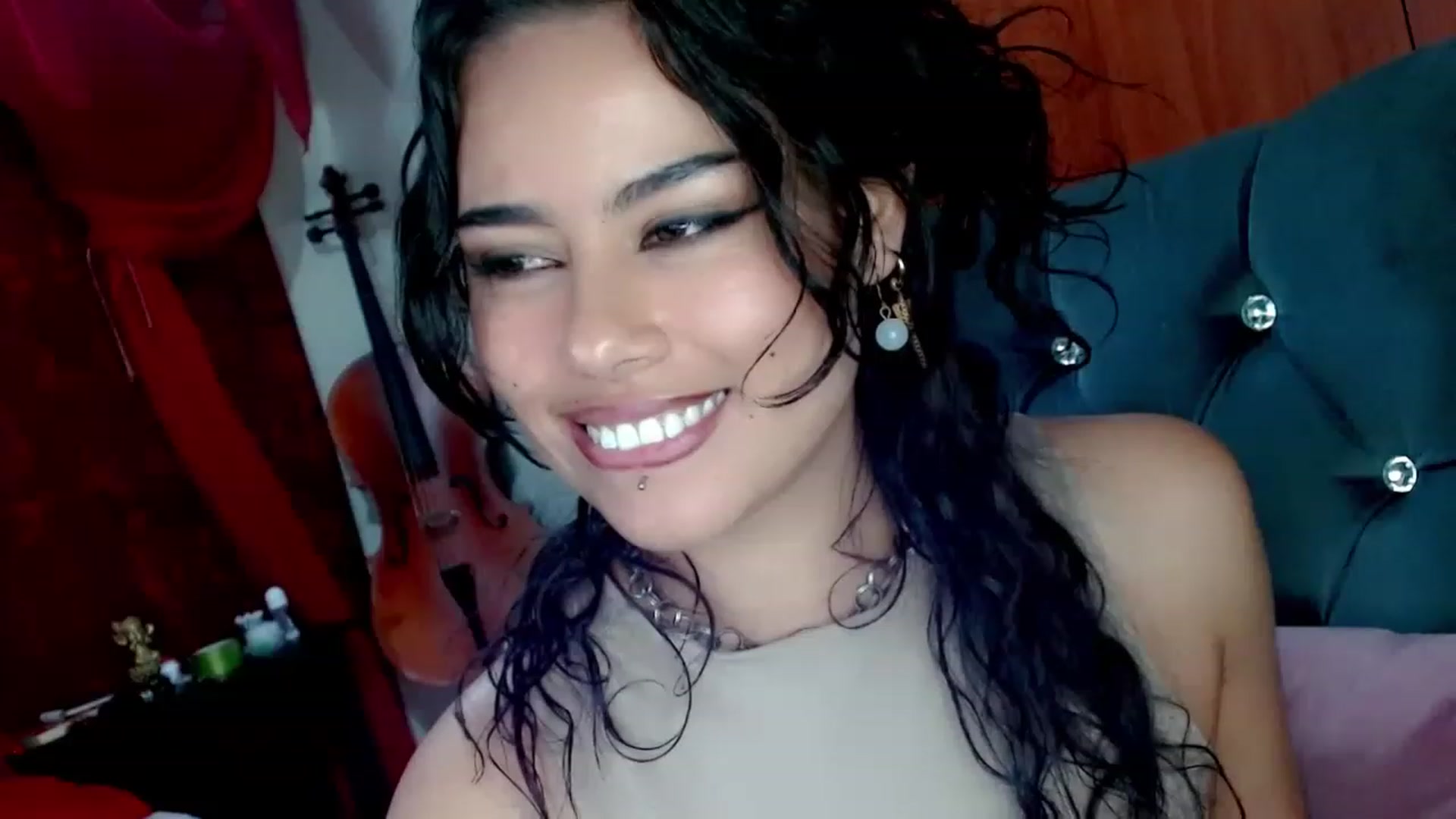 Gallery image thumbnail from Adas_room's myfreecams stream on, 04/12/2023, 10:57 image 18 of 20