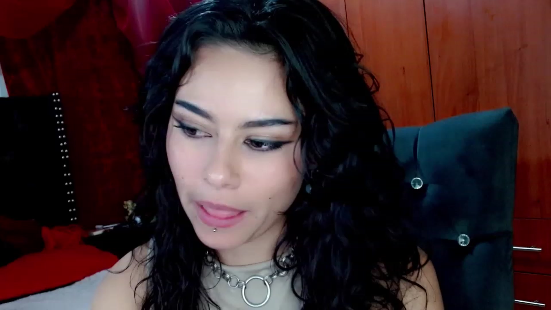 Gallery image thumbnail from Adas_room's myfreecams stream on, 04/12/2023, 10:57 image 1 of 20