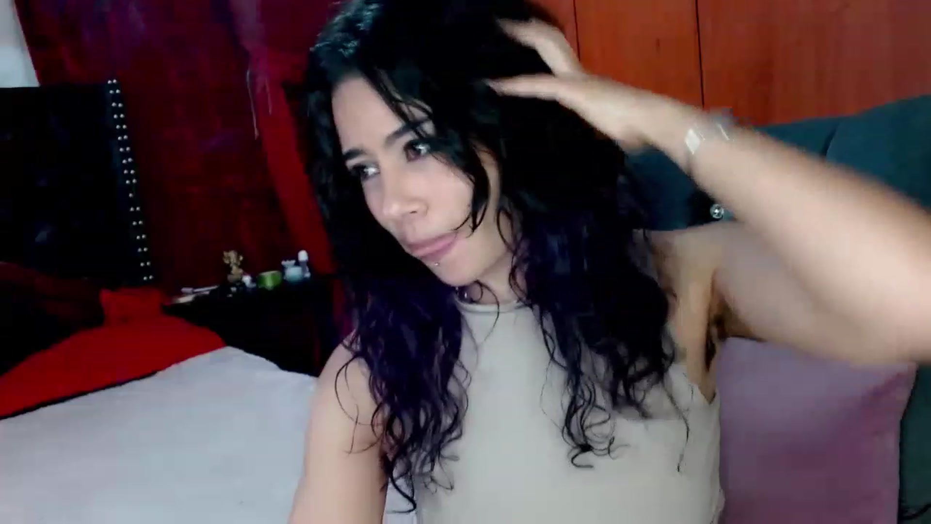 Gallery image thumbnail from Adas_room's myfreecams stream on, 04/12/2023, 11:48 image 17 of 20